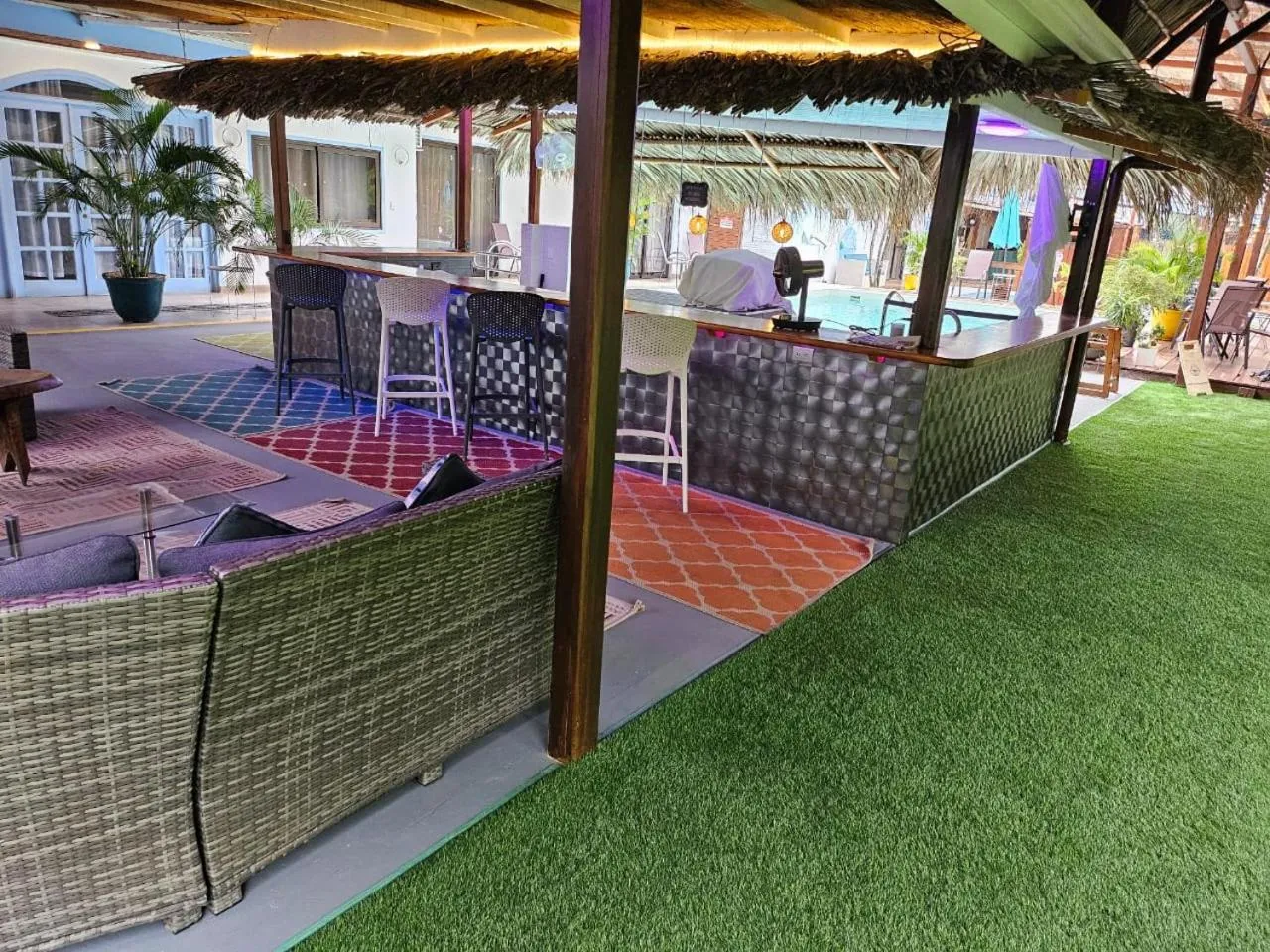 Restaurant/places to eat in CLUB IBIZA - Party Hotel & Beach Club