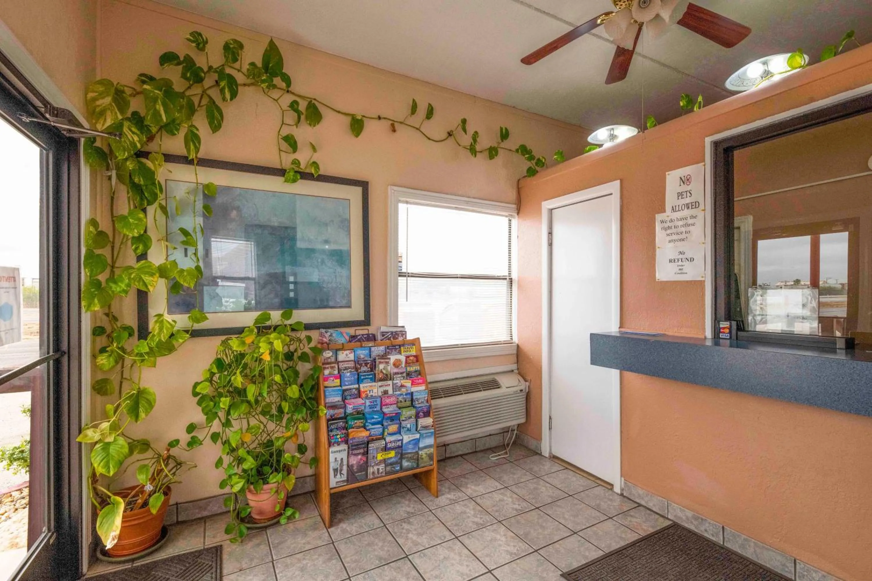 Lobby or reception in Oyo Hotel Odessa TX, East Business 20