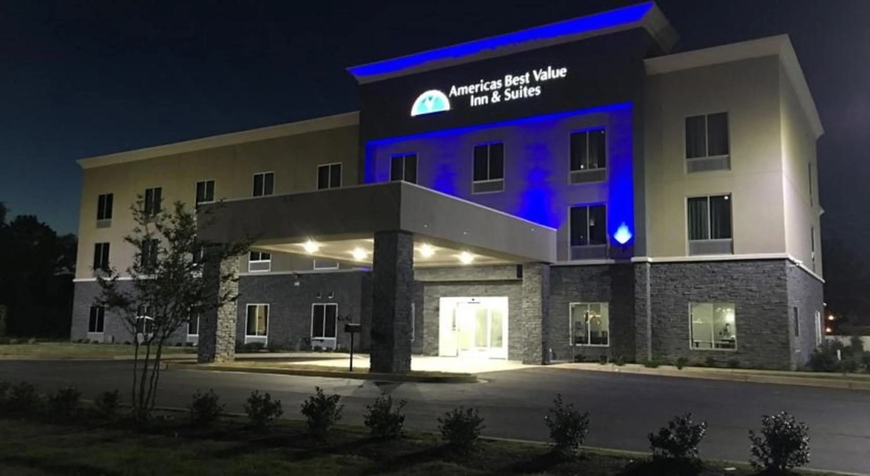 Facade/entrance in Americas Best Value Inn & Suites