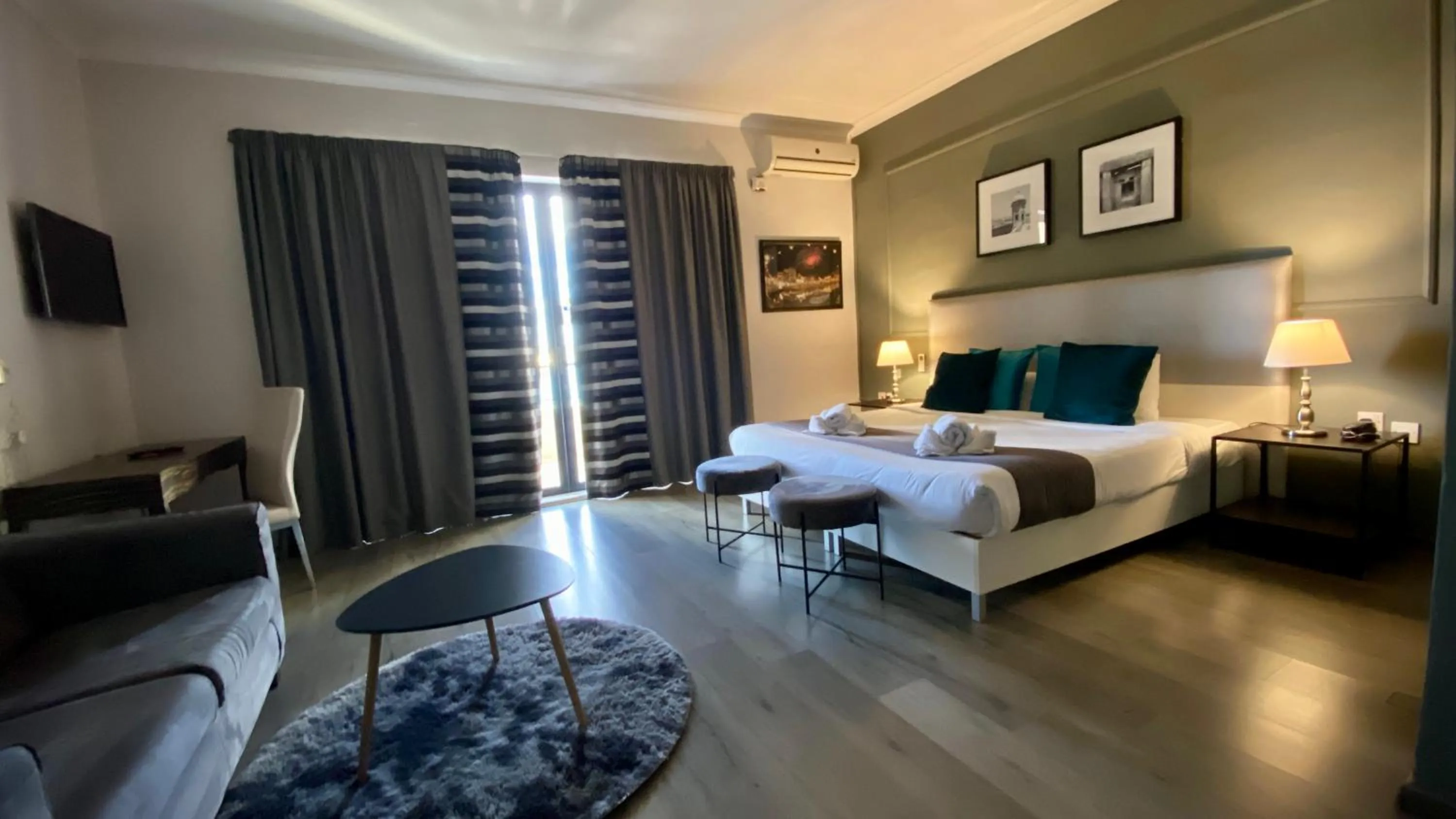 Bed in Sliema Marina Hotel