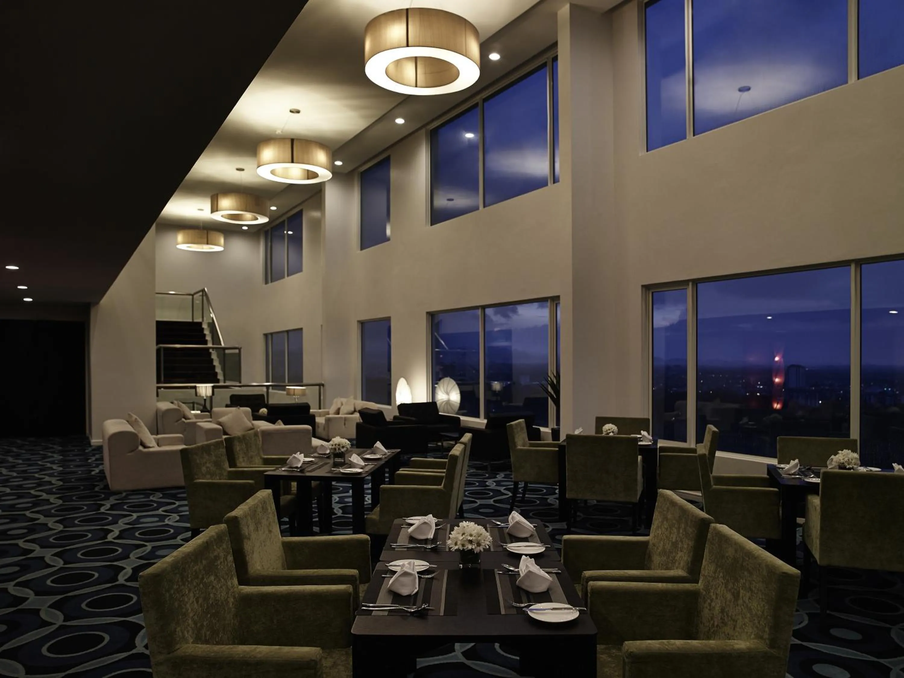 Restaurant/places to eat in Pullman Kuching