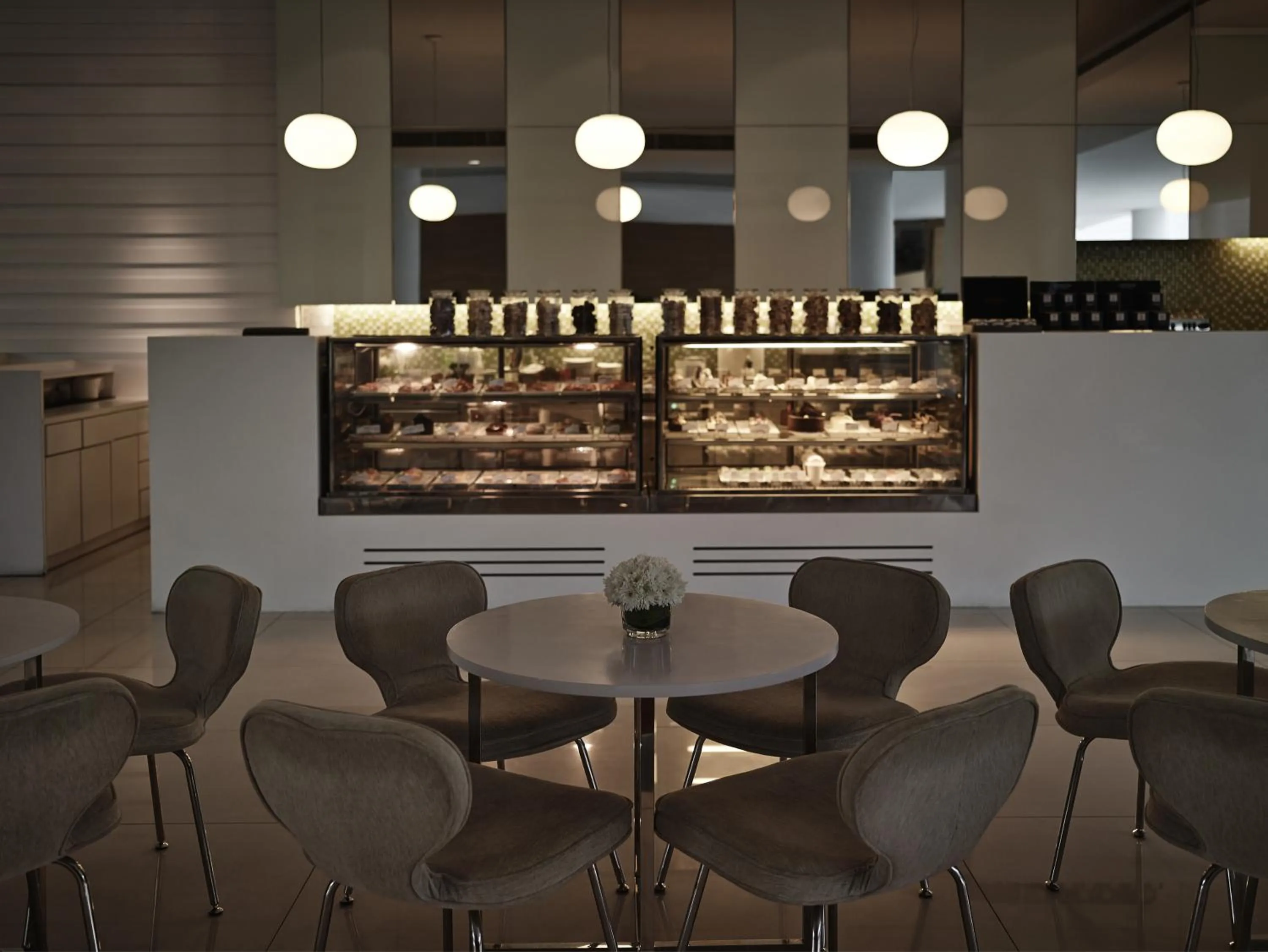 Restaurant/places to eat in Pullman Kuching