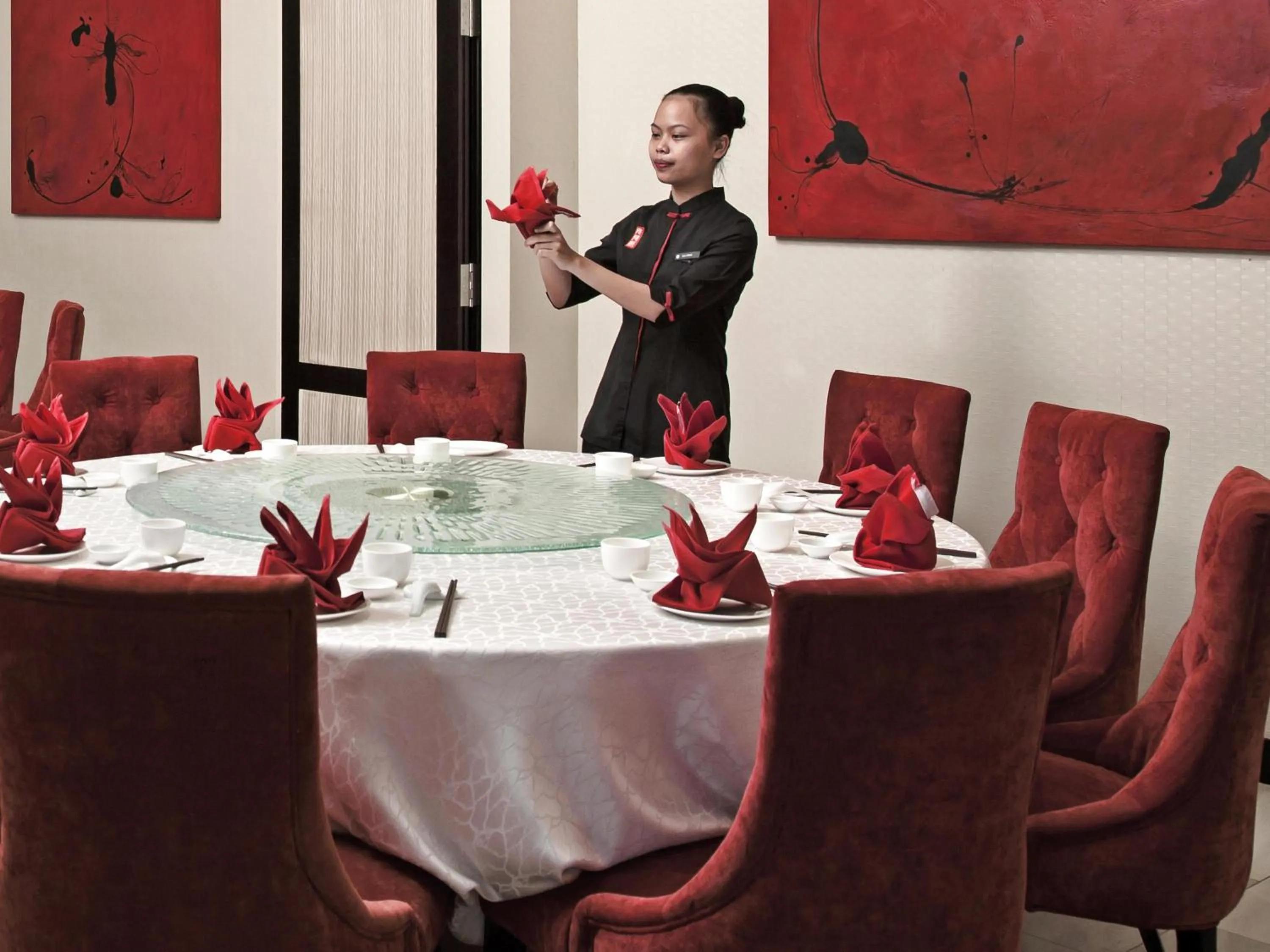 Restaurant/places to eat in Pullman Kuching