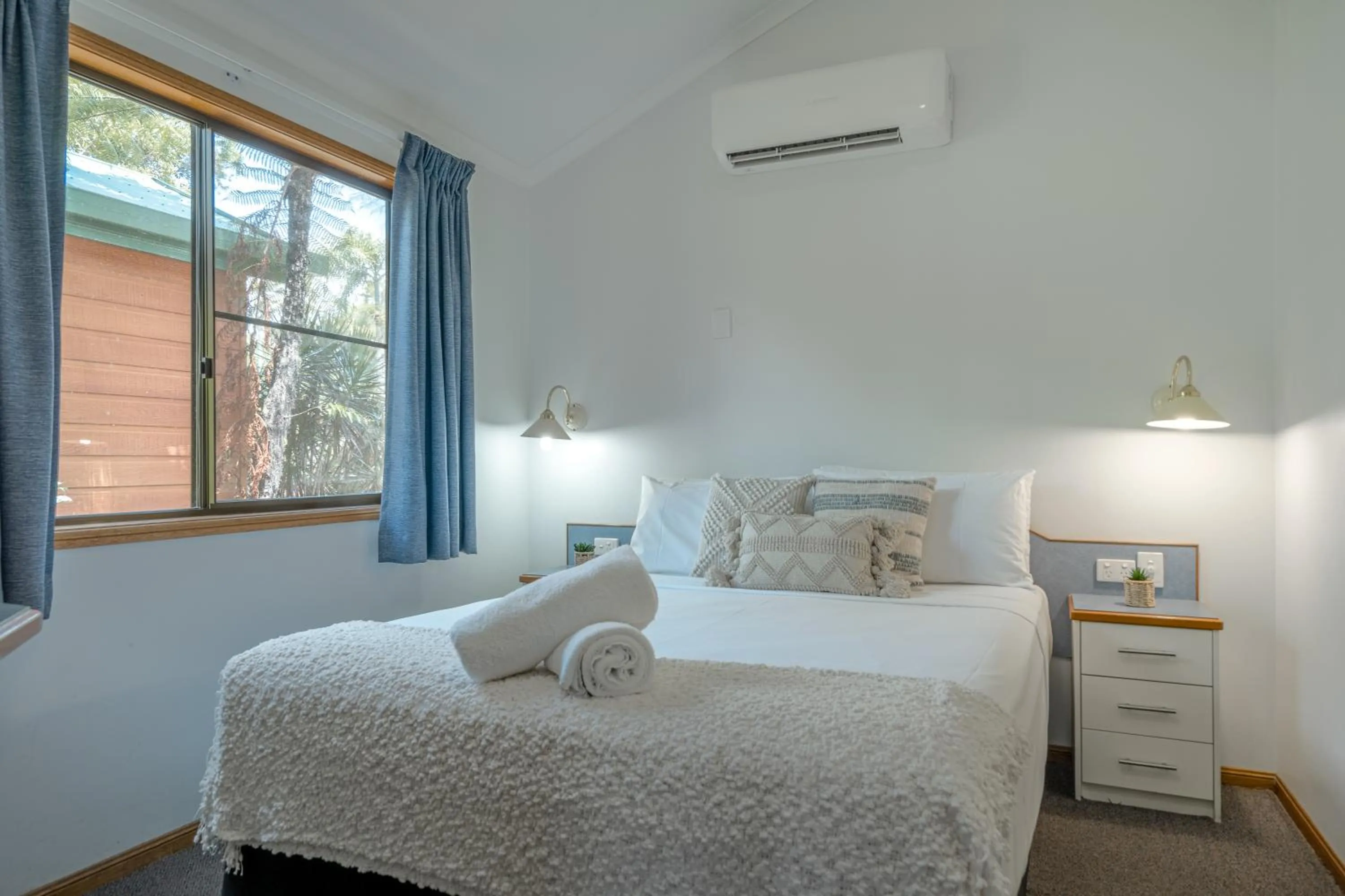 Bed in BIG4 Tasman Holiday Parks - South Mission Beach