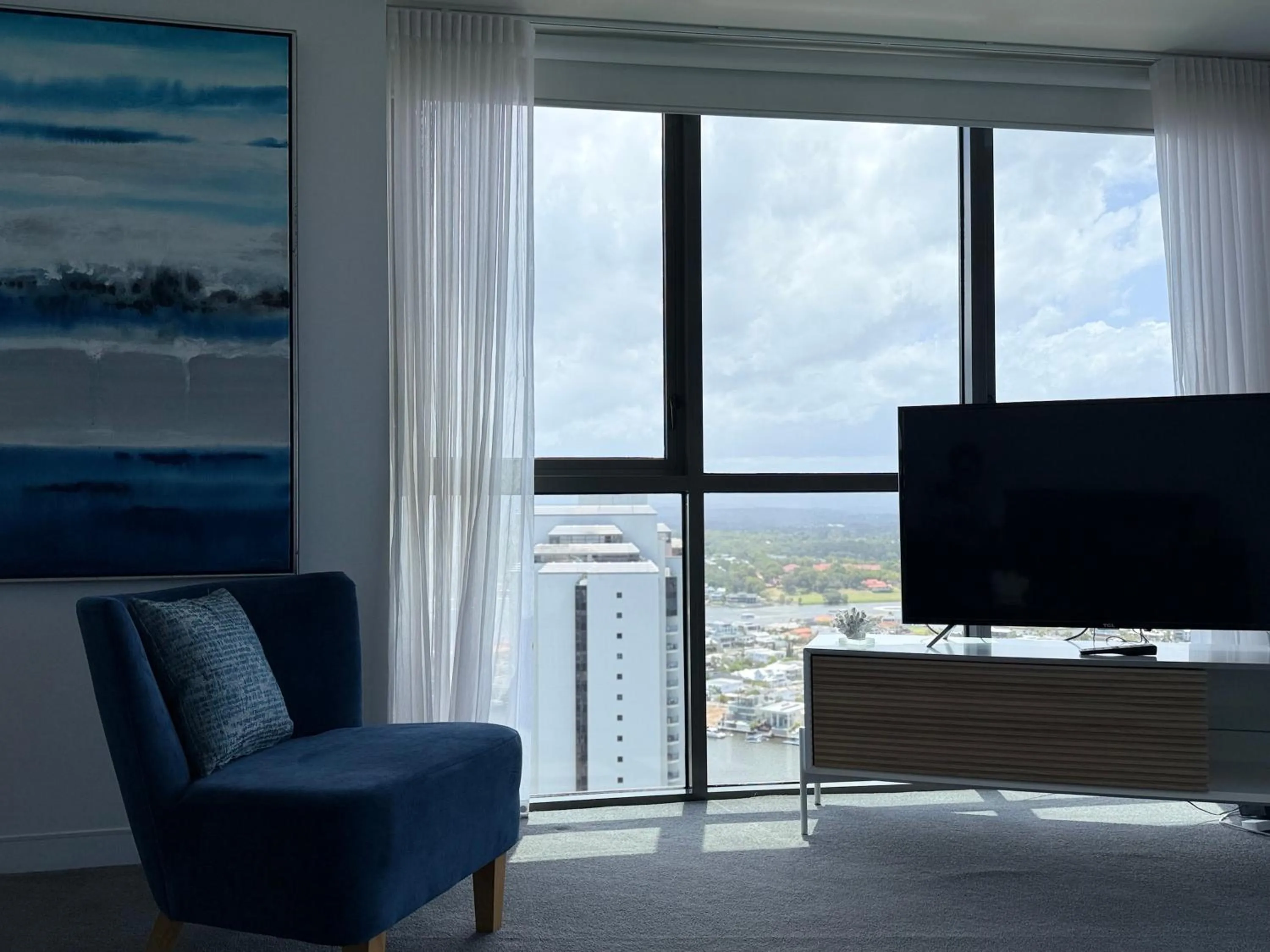 TV and multimedia in Rhapsody Resort - Official