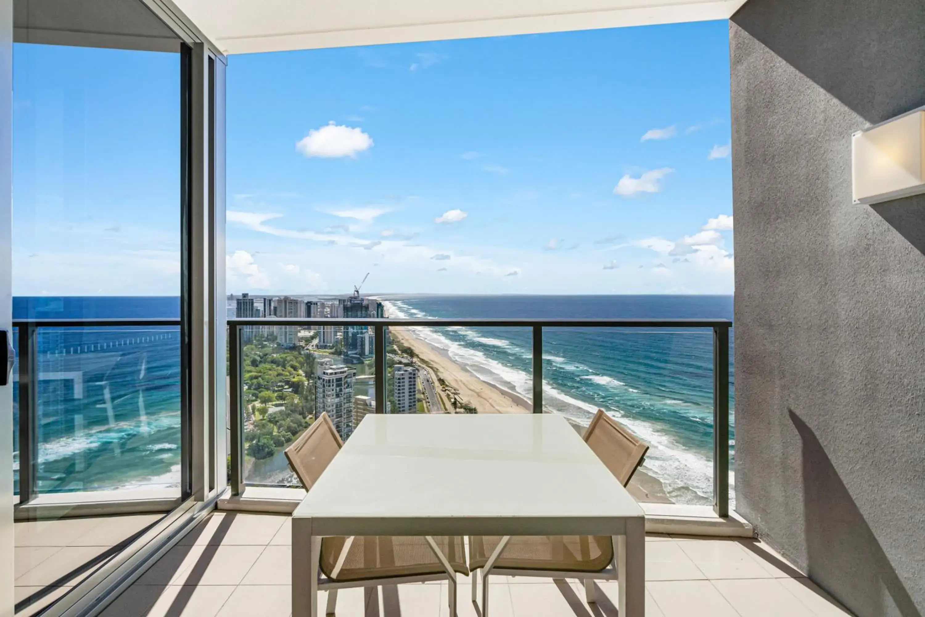 One-Bedroom Apartment with Ocean View in Rhapsody Resort - Official One-Bedroom Apartment with Ocean View in Rhapsody Resort - Official