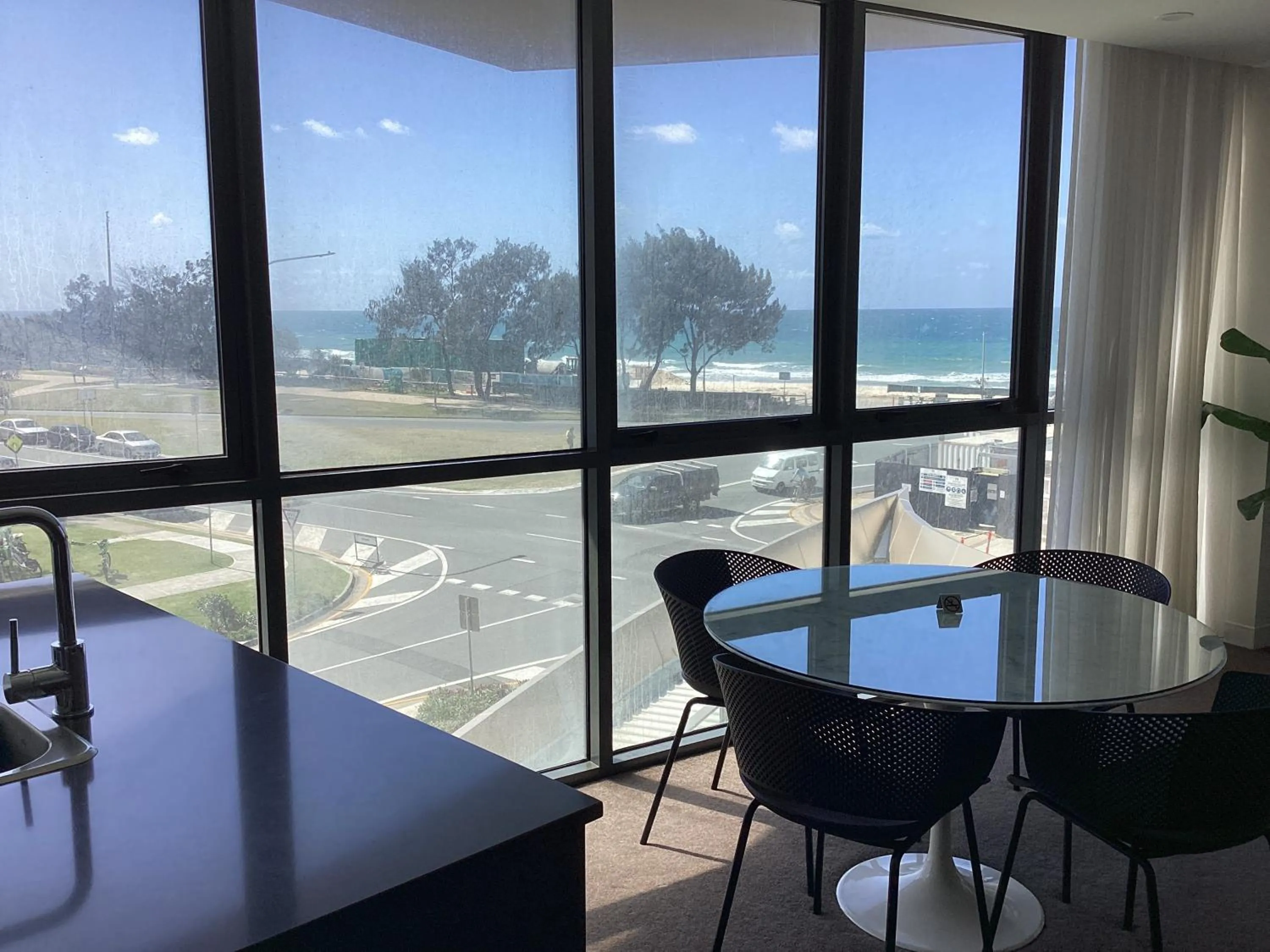 Dining area in Rhapsody Resort - Official