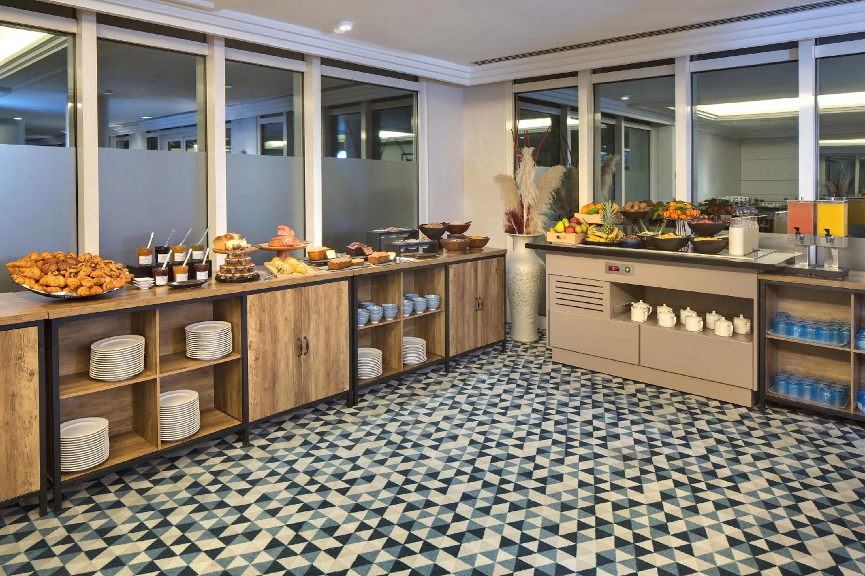 Breakfast in Célestins Spa Thermal & Hôtel by Vy Resort