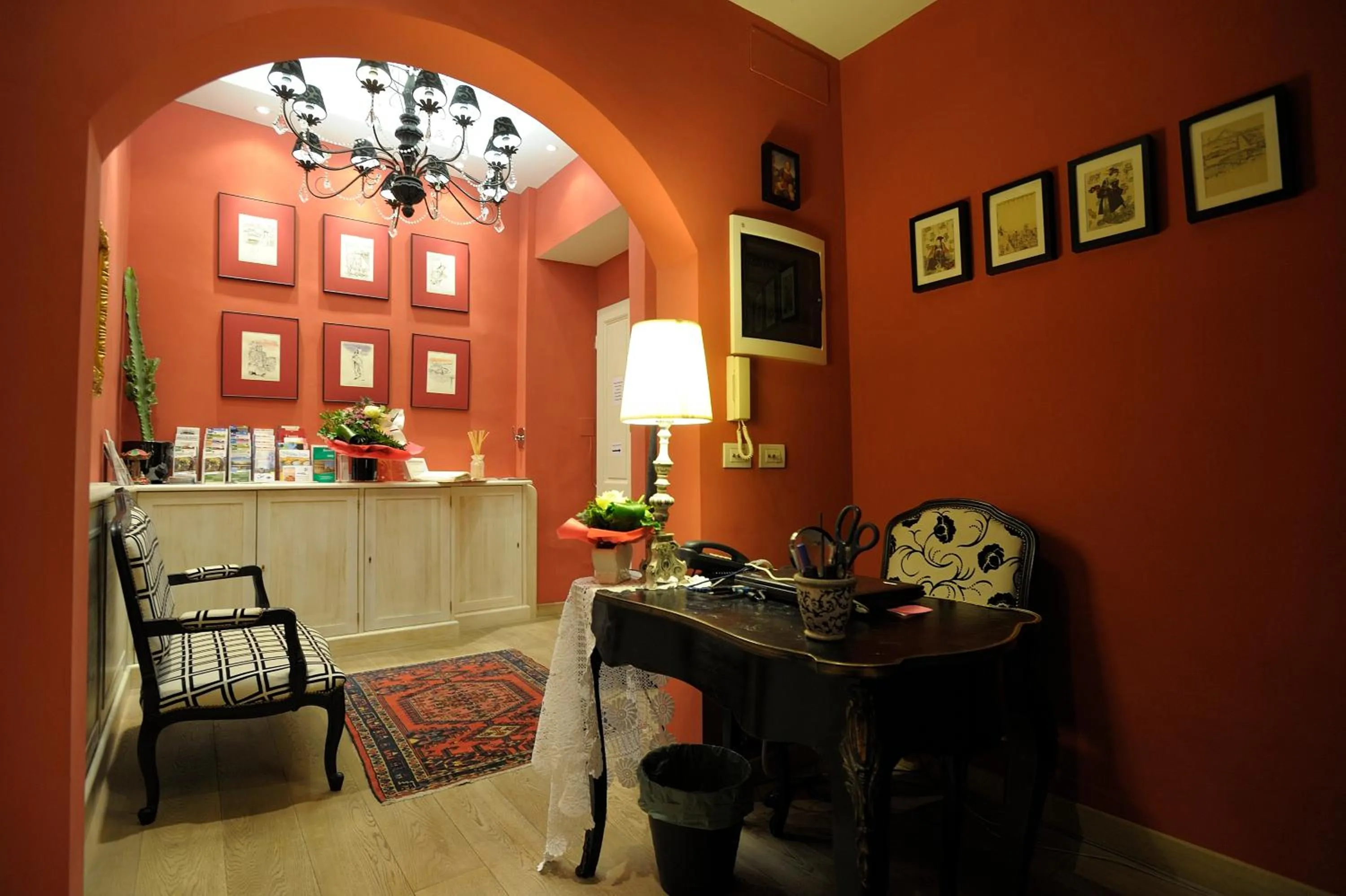 Photo of the whole room in Luxury B&B La Dimora Degli Angeli