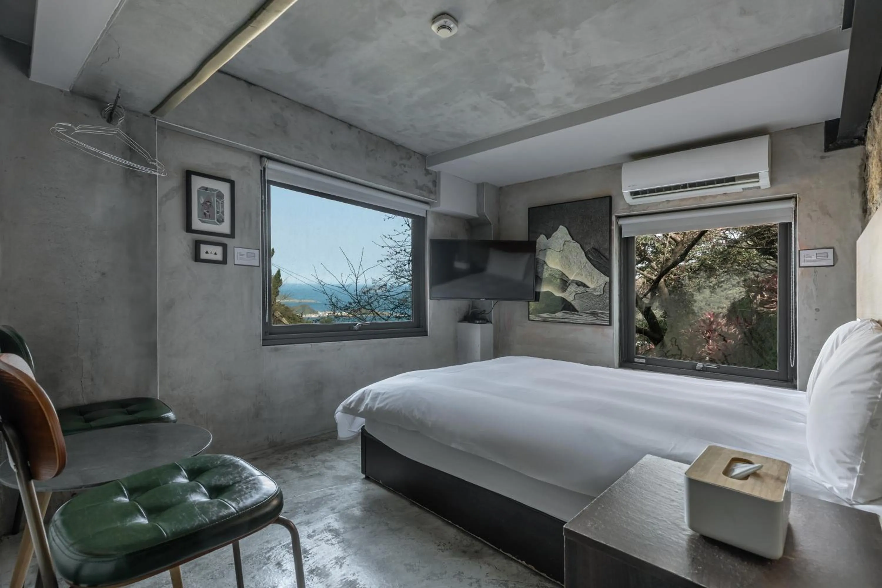 Photo of the whole room, Bed in Jiufen The Ore Smart Stay