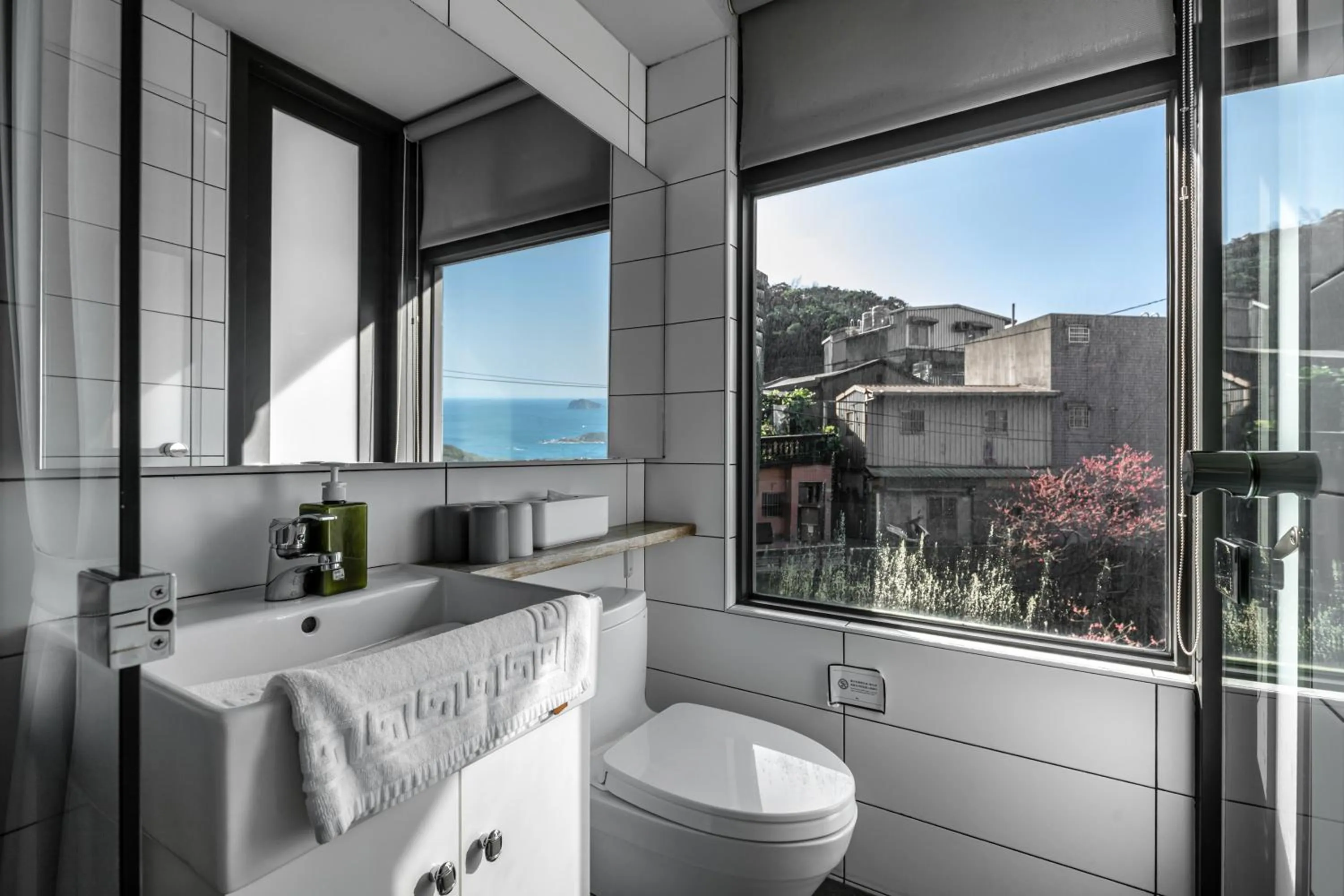 Bathroom in Jiufen The Ore Smart Stay