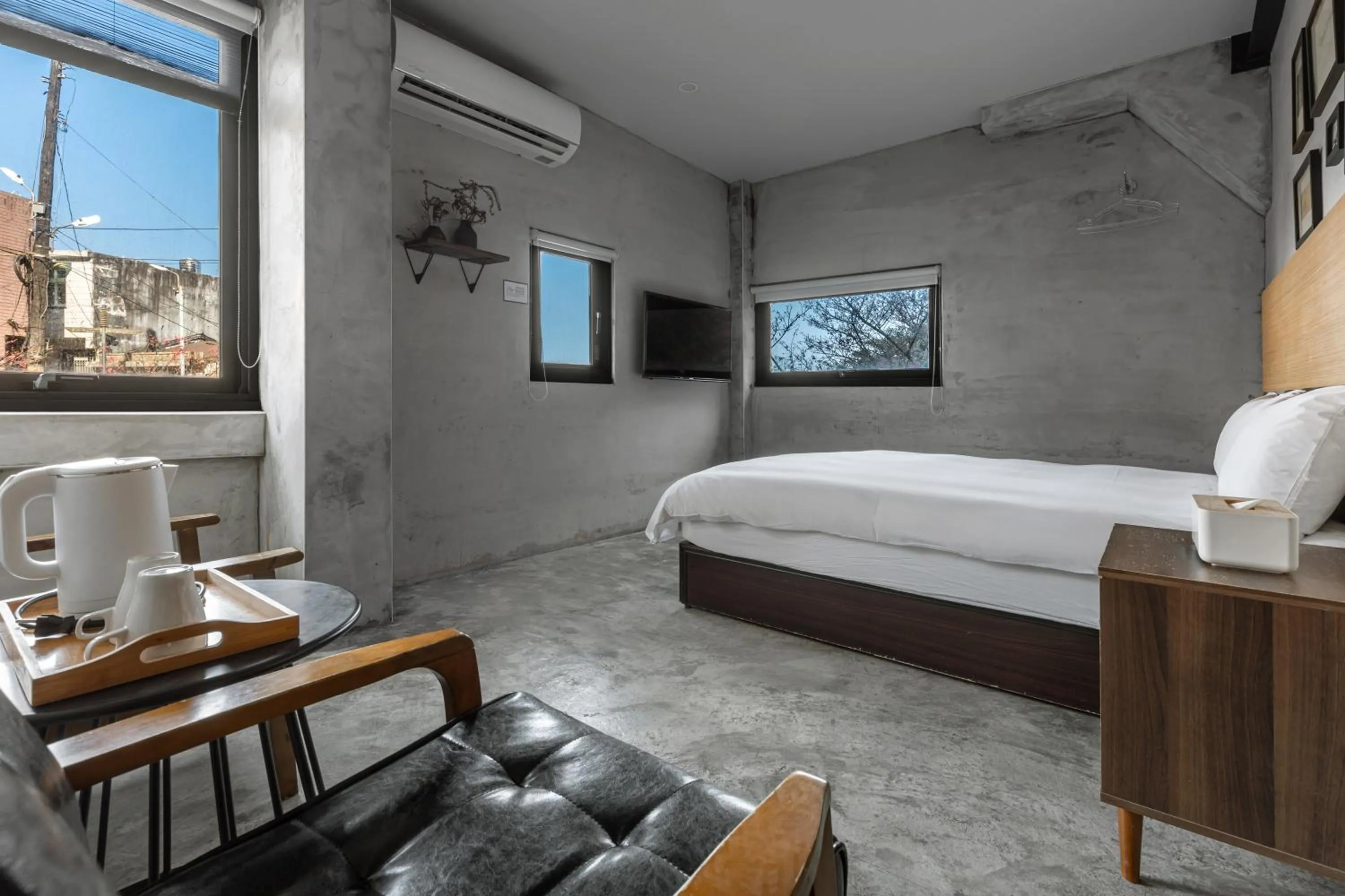 Photo of the whole room, Bed in Jiufen The Ore Smart Stay