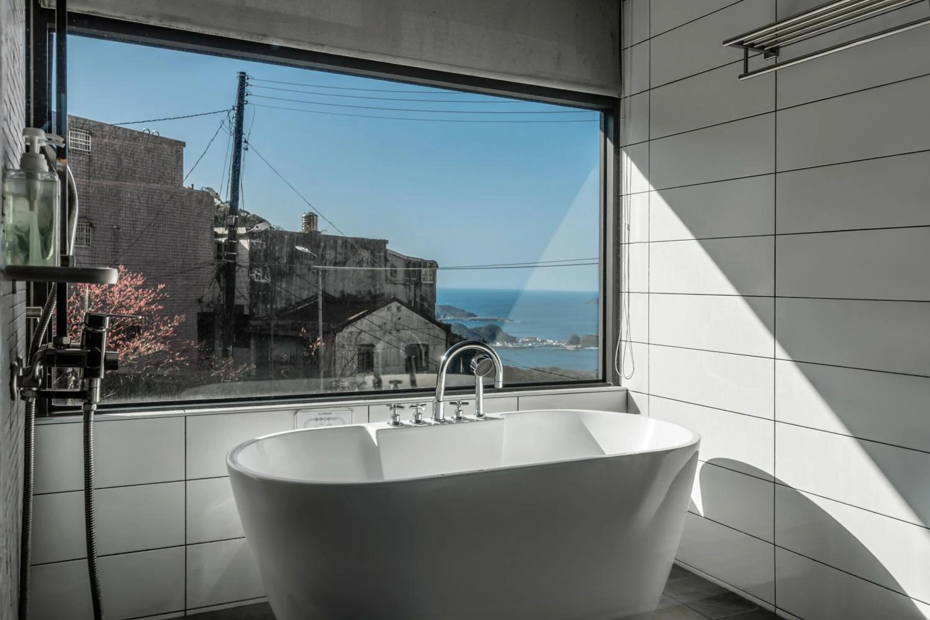 Bath in Jiufen The Ore Smart Stay