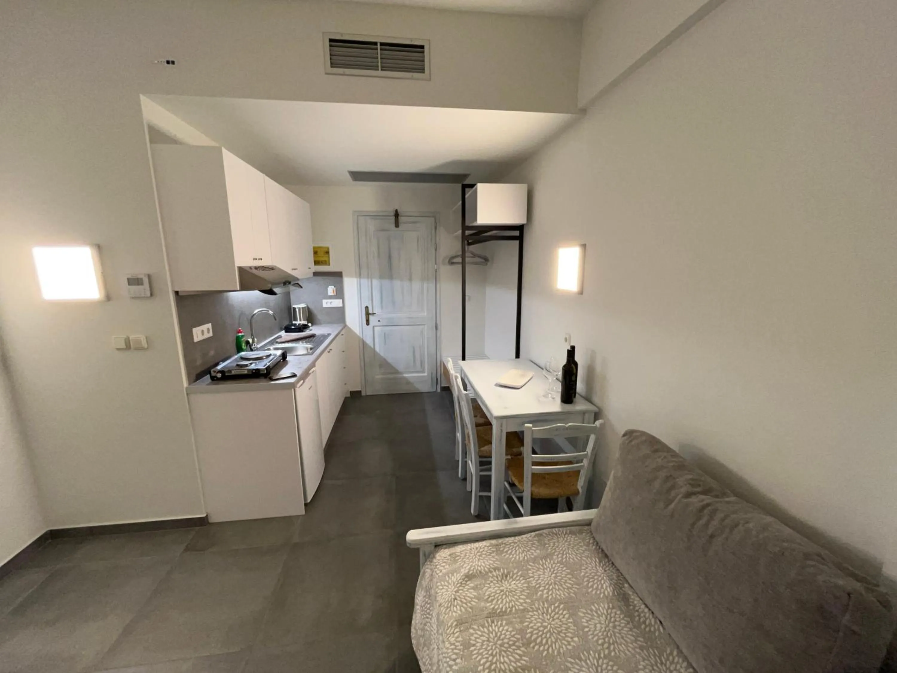 Kitchen or kitchenette in Niriides