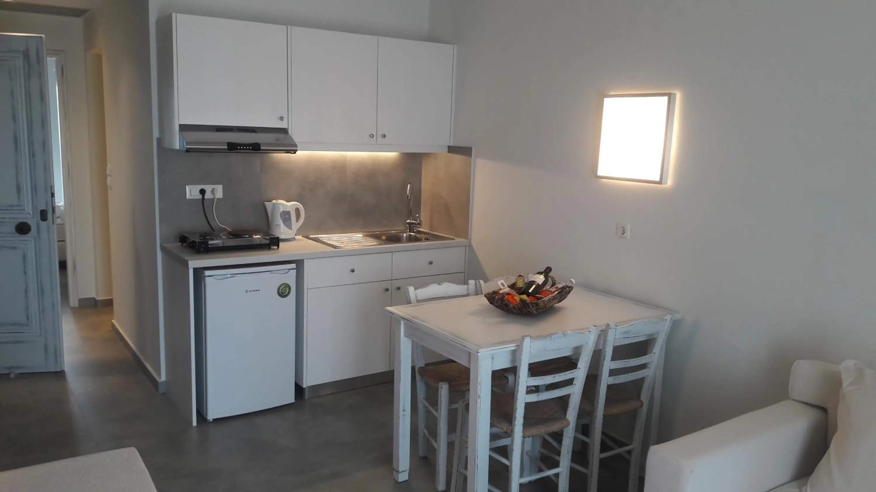 Kitchen or kitchenette in Niriides