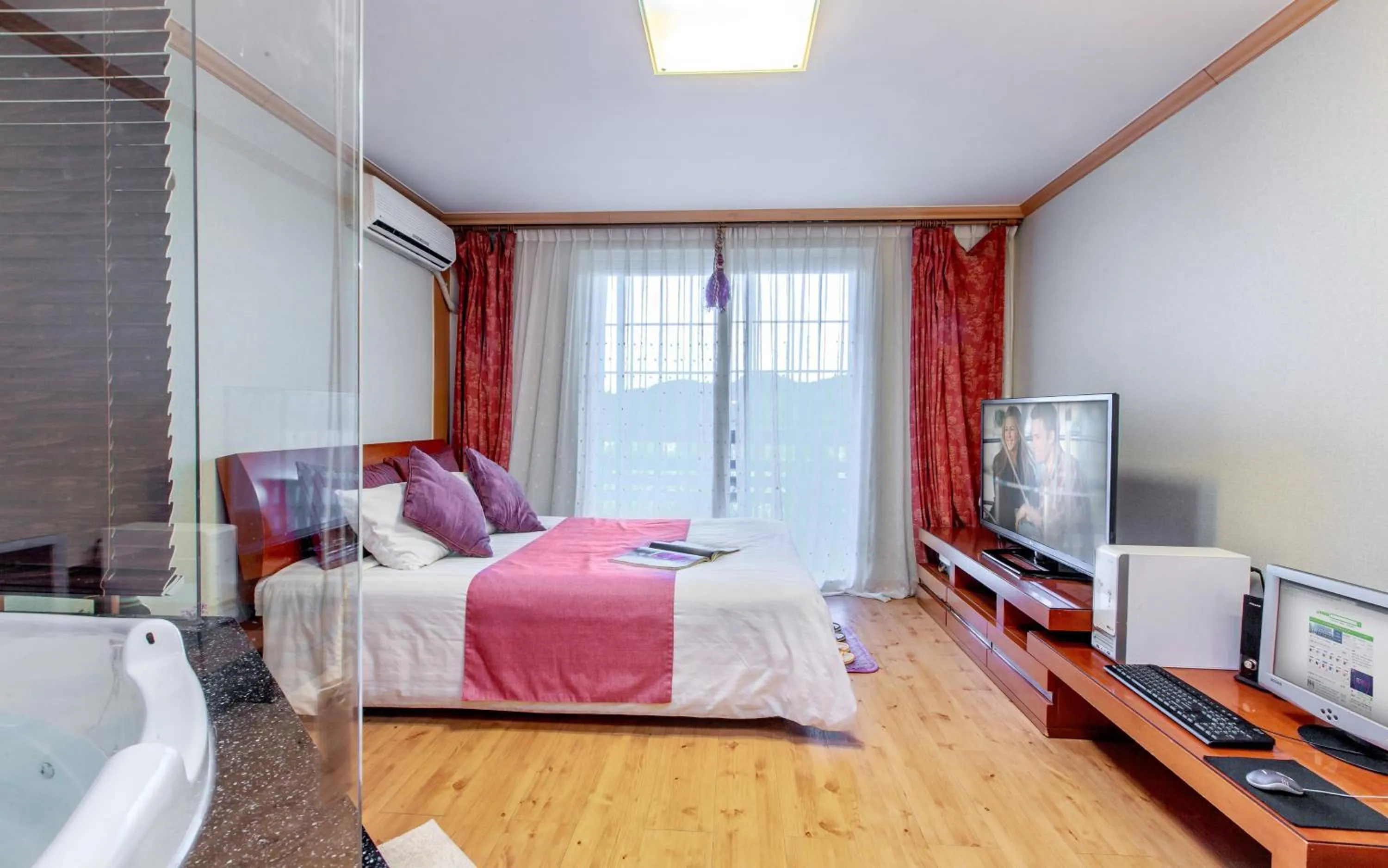 Bed in Spa Pension Basso