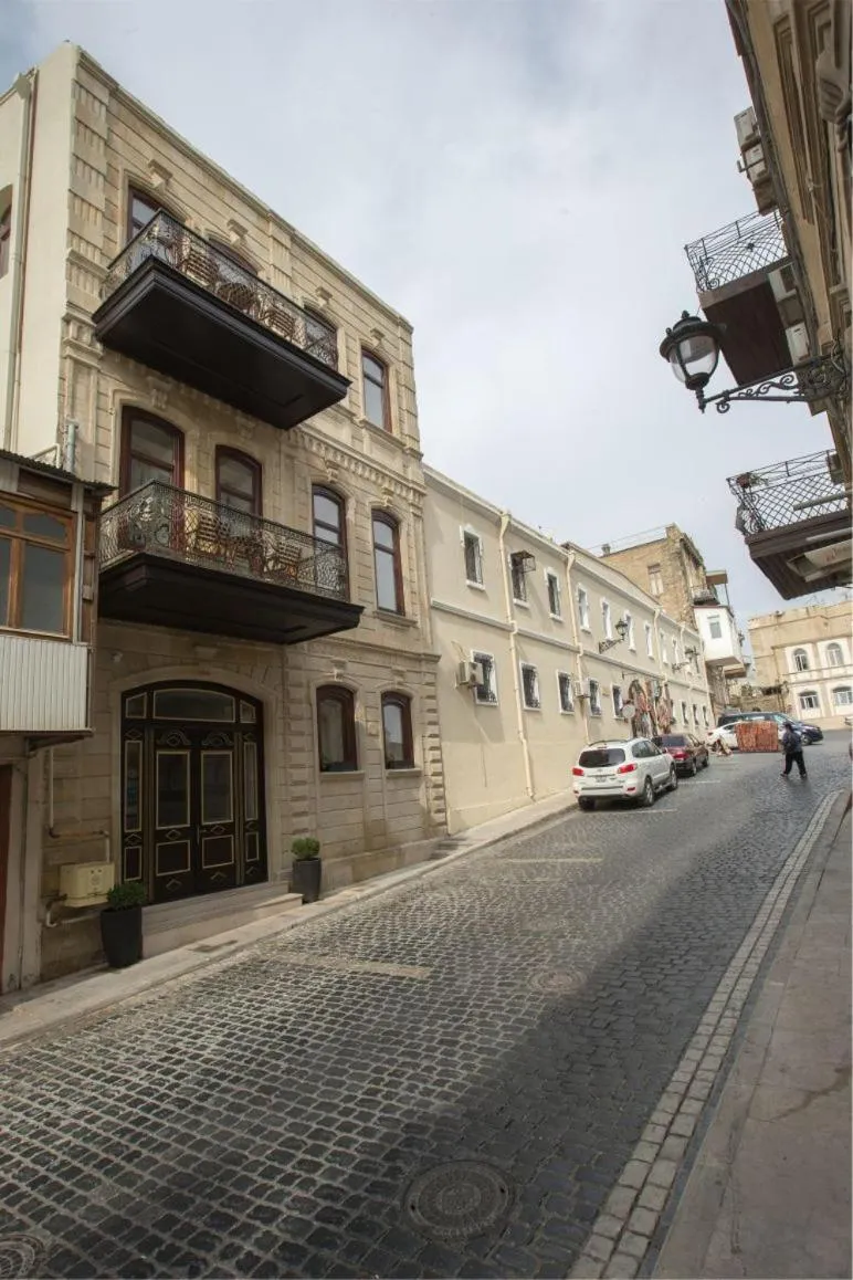 Property building in Seven Rooms Boutique Hotel