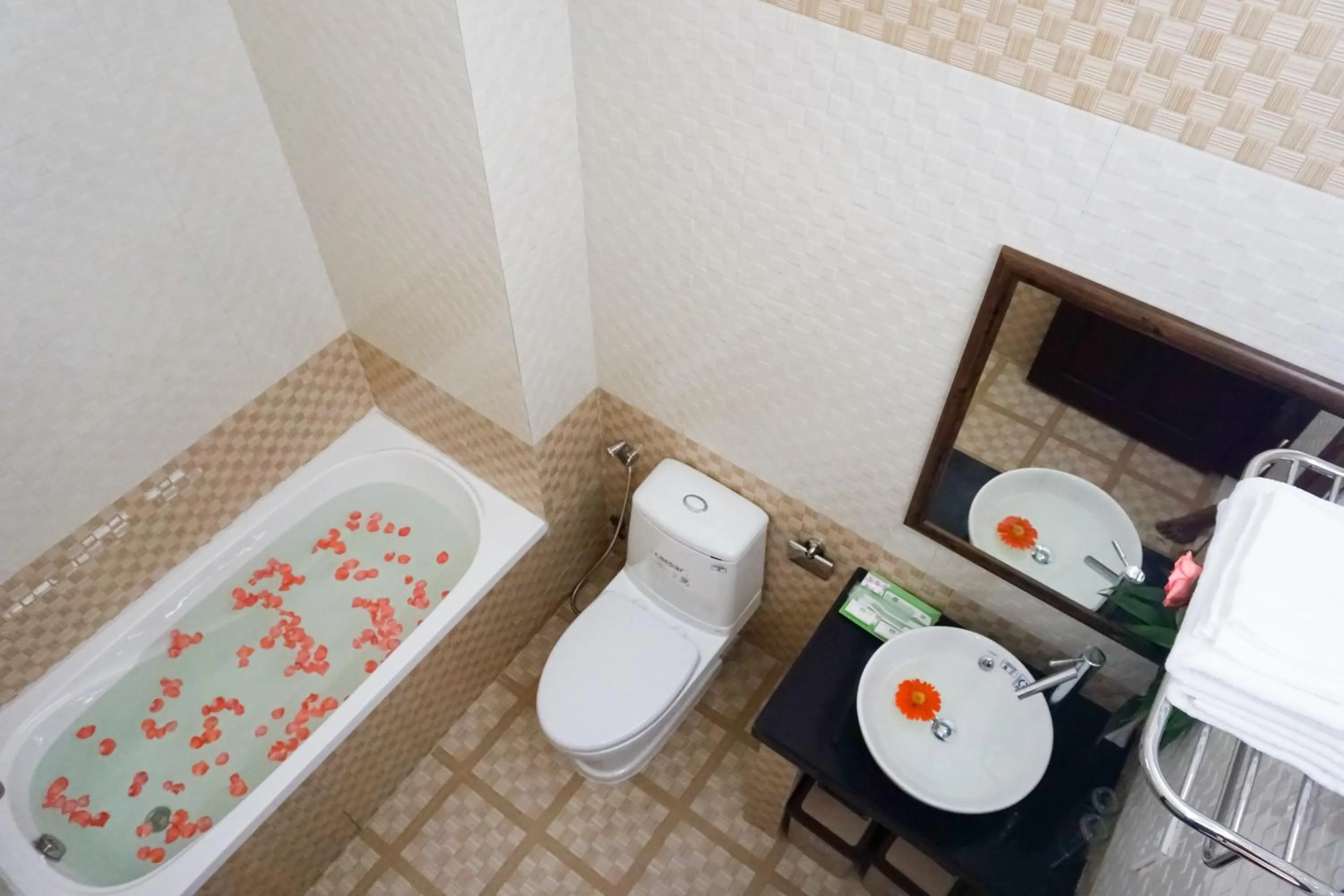 Bathroom in Phoenix Homestay