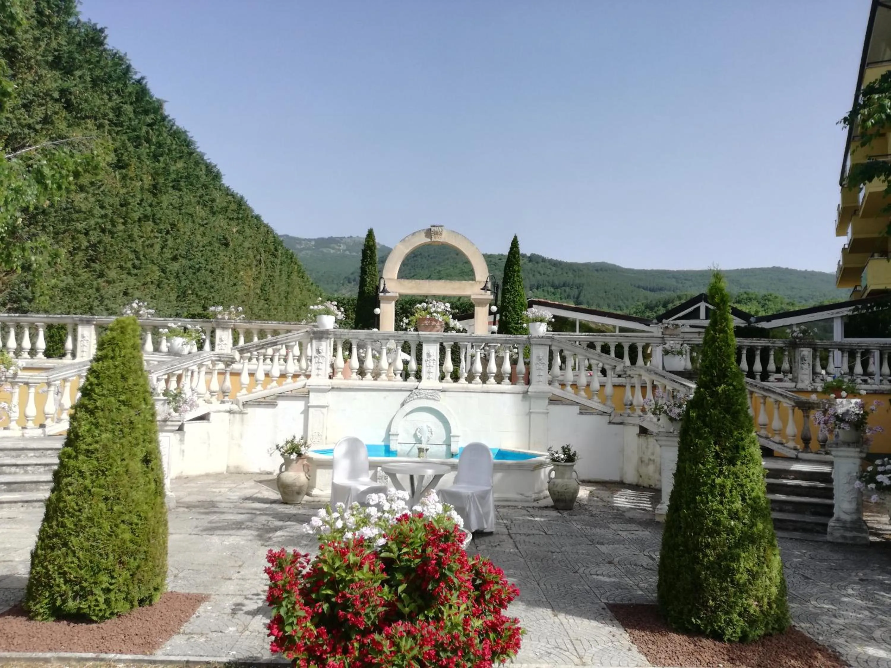 FILIPPONE HOTEL&RISTORANTE