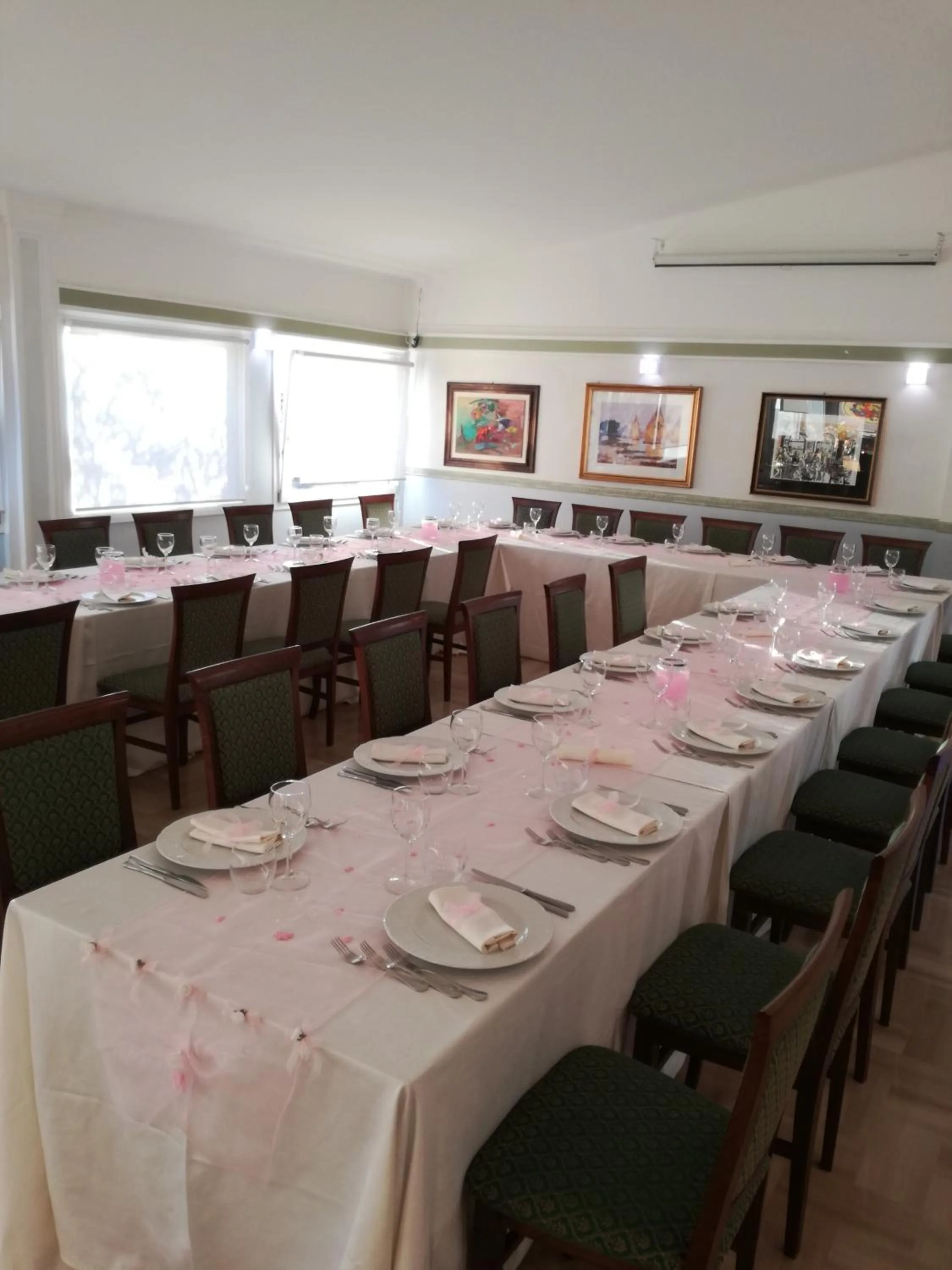 Business facilities in FILIPPONE HOTEL&RISTORANTE