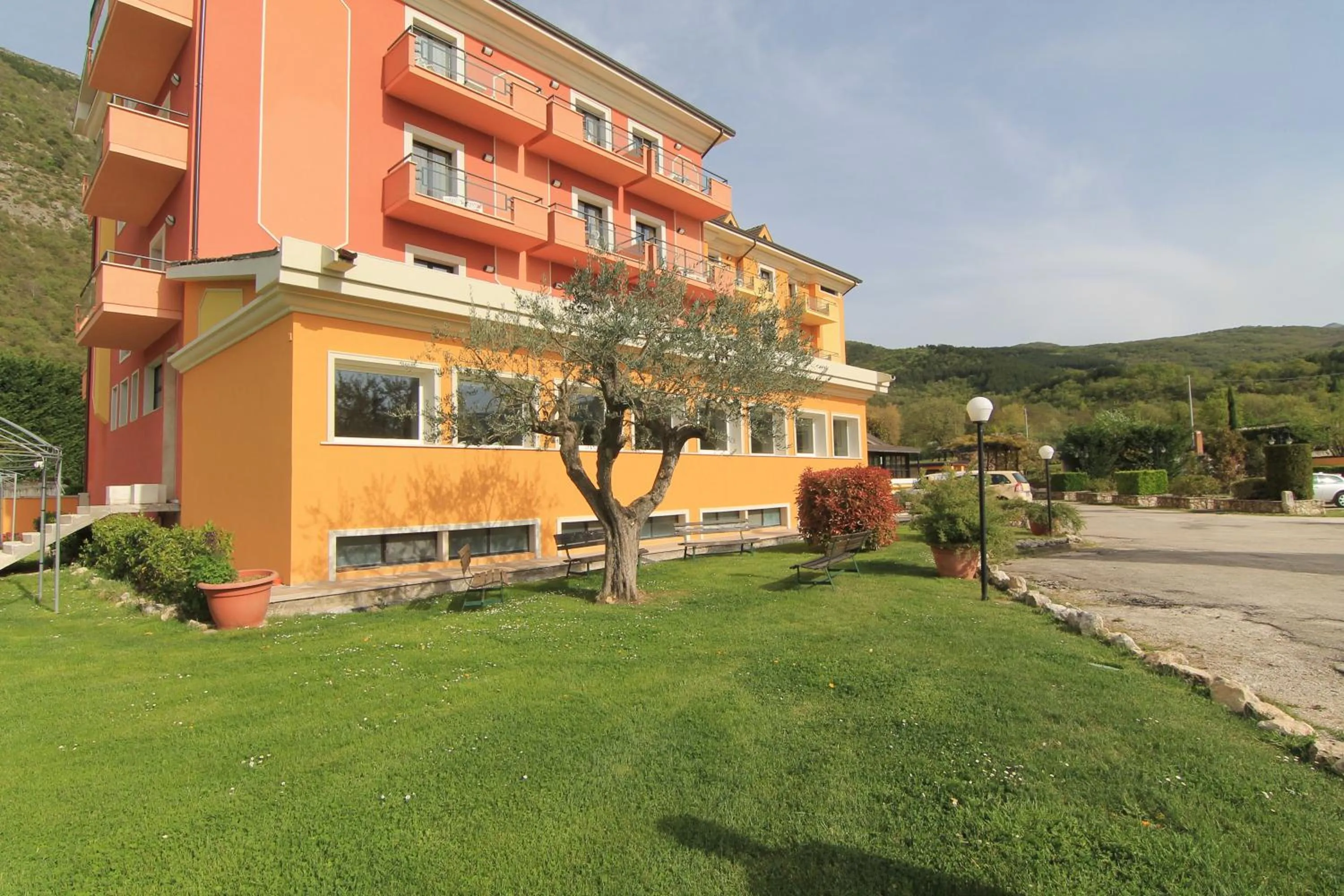 Property building in FILIPPONE HOTEL&RISTORANTE