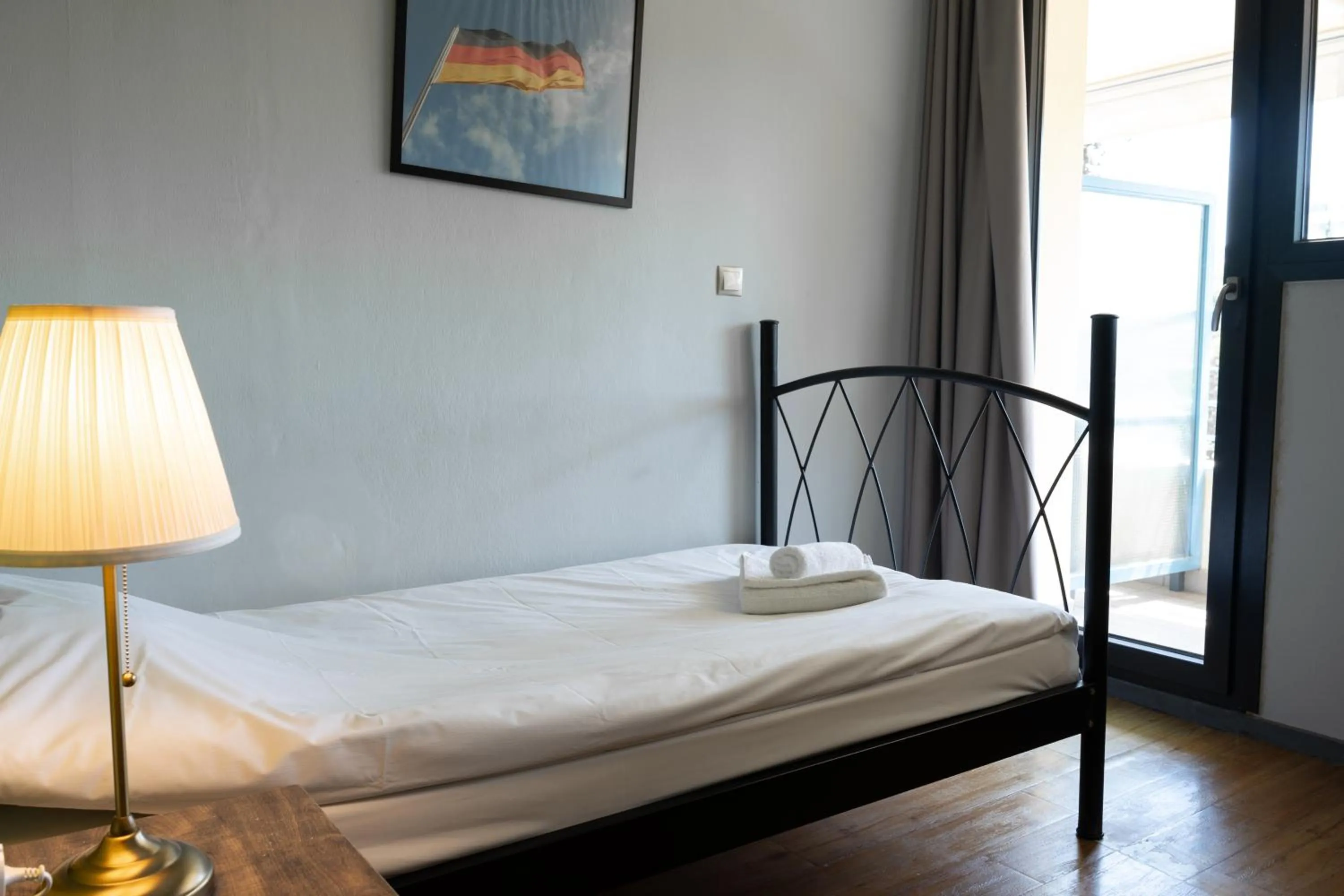 Bed in RentRooms Thessaloniki