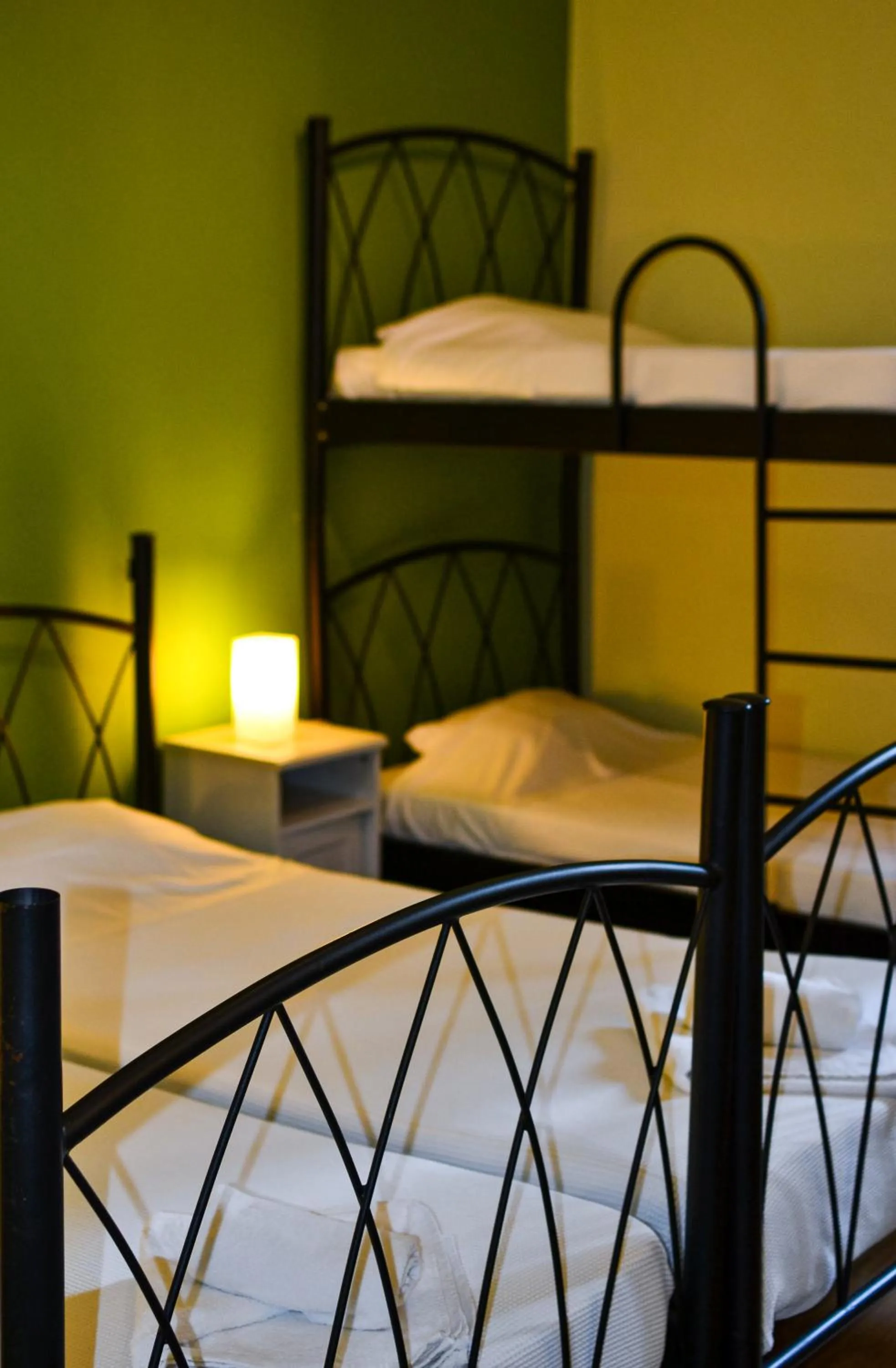 bunk bed, Bed in RentRooms Thessaloniki