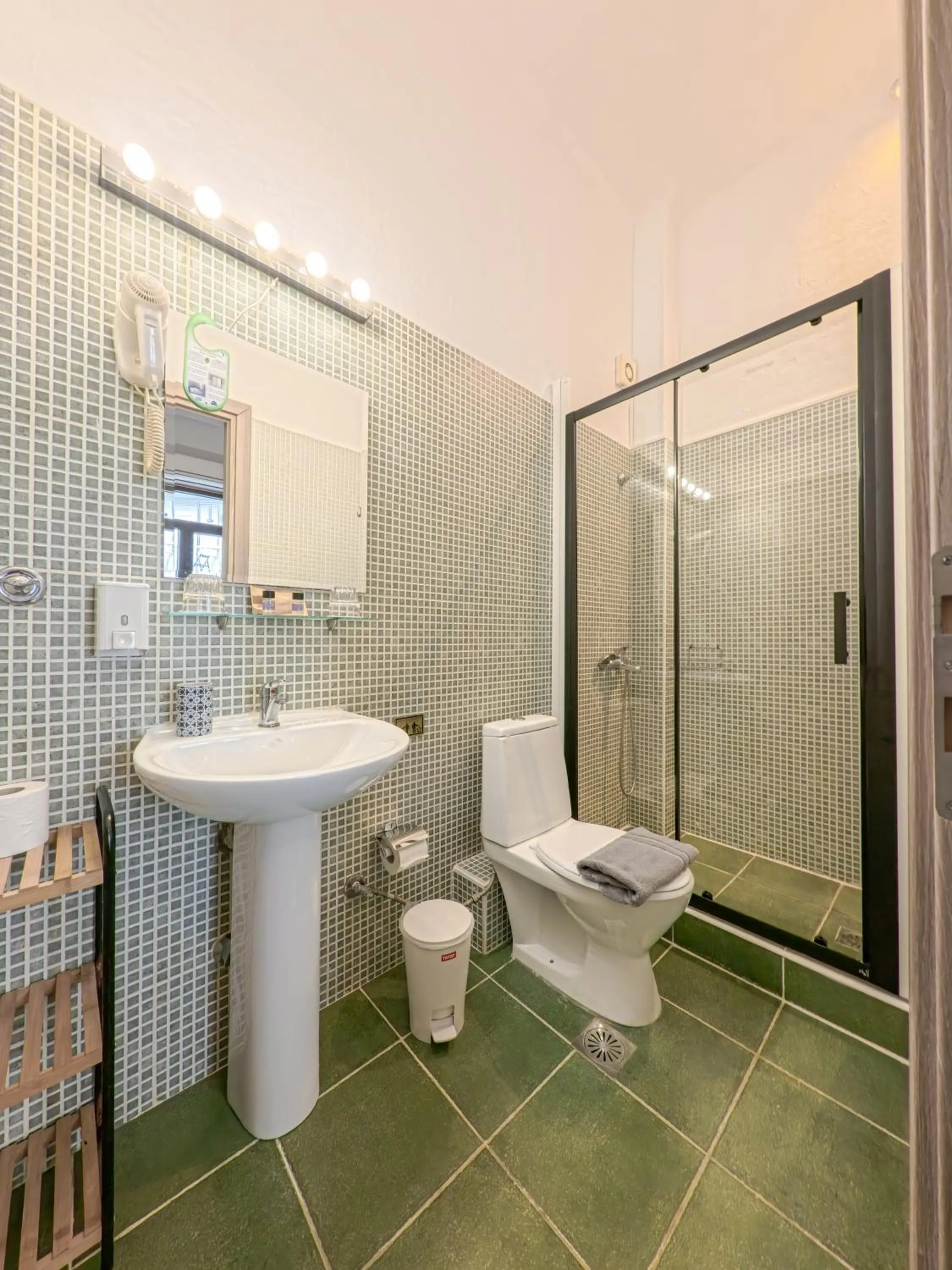 RentRooms Thessaloniki