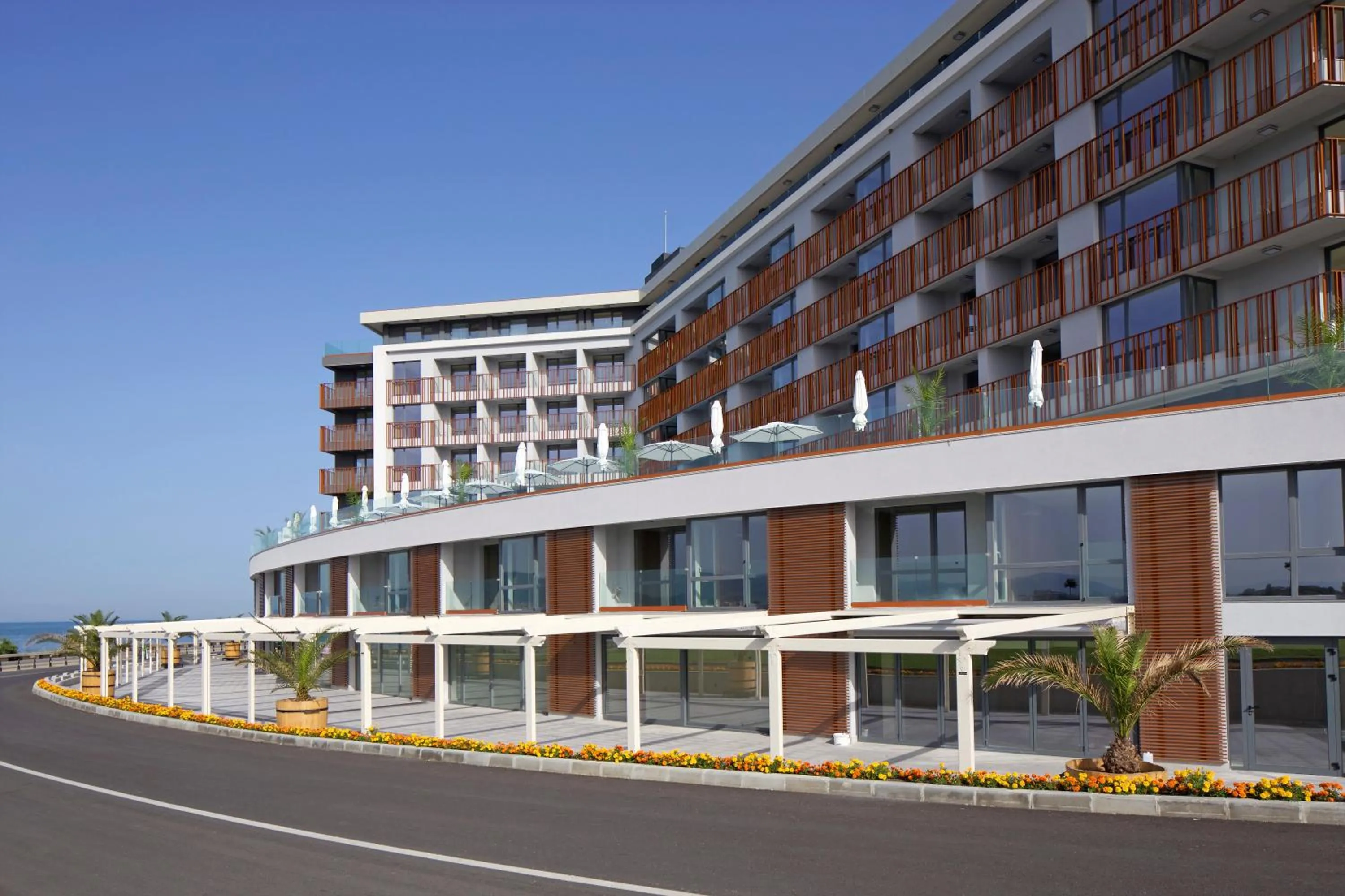 Facade/entrance in Aparthotel Paradiso