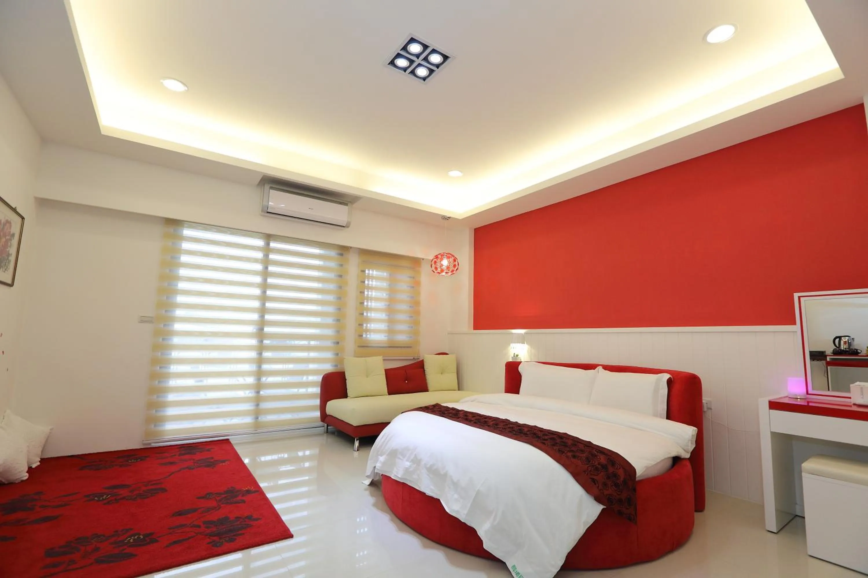 bunk bed, Bed in 醇境民宿市區車庫停車場