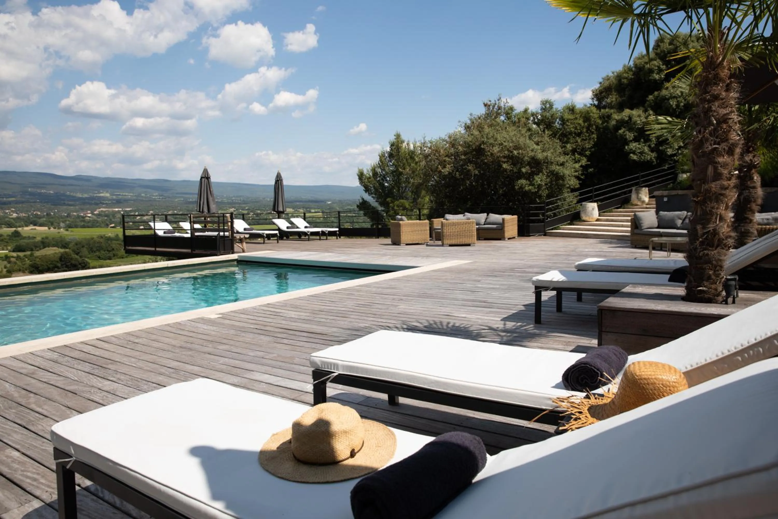 Swimming pool in Hôtel La Maison de Crillon