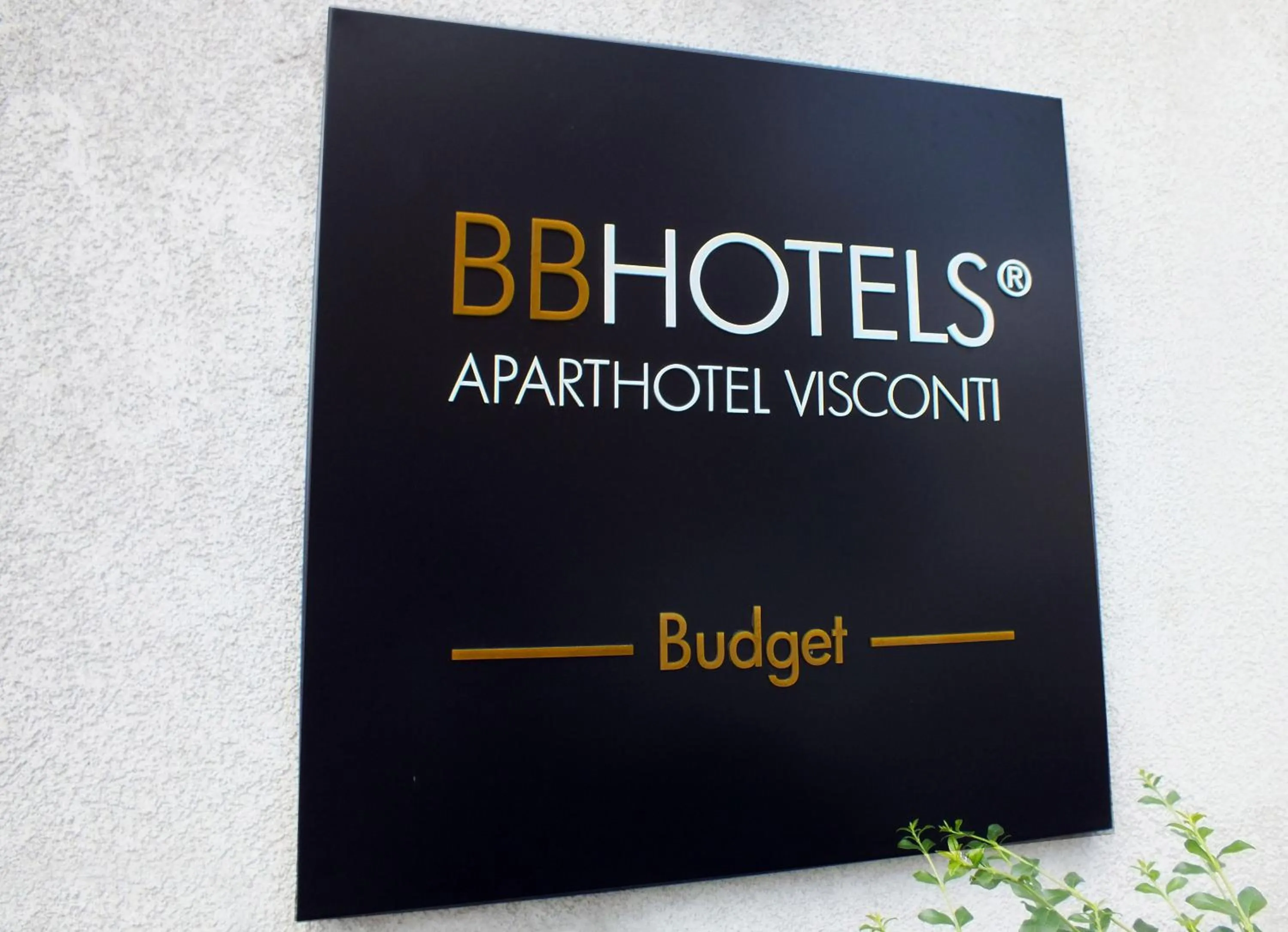 Property building in BB Hotels Aparthotel Visconti