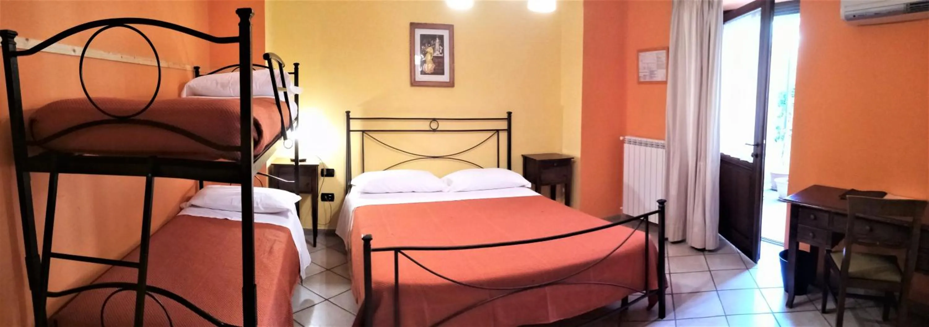 Photo of the whole room, Bed in Hotel Pace