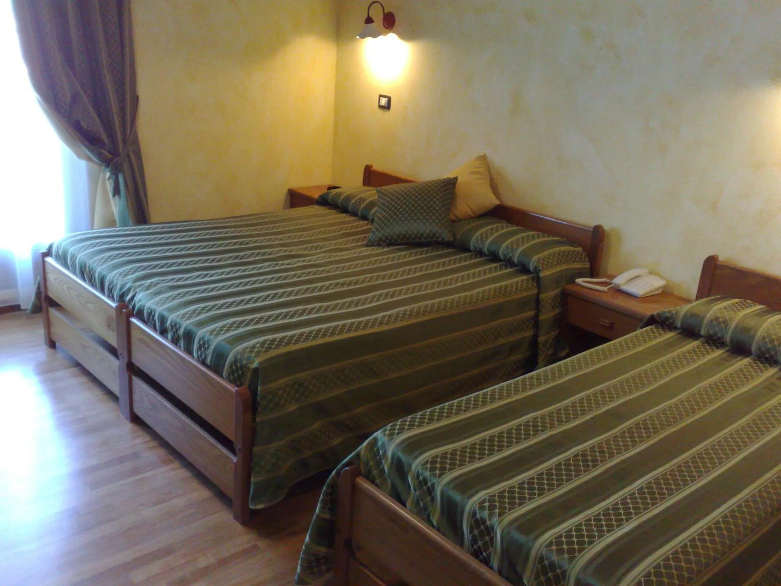 Bedroom, Bed in Hotel Internazionale