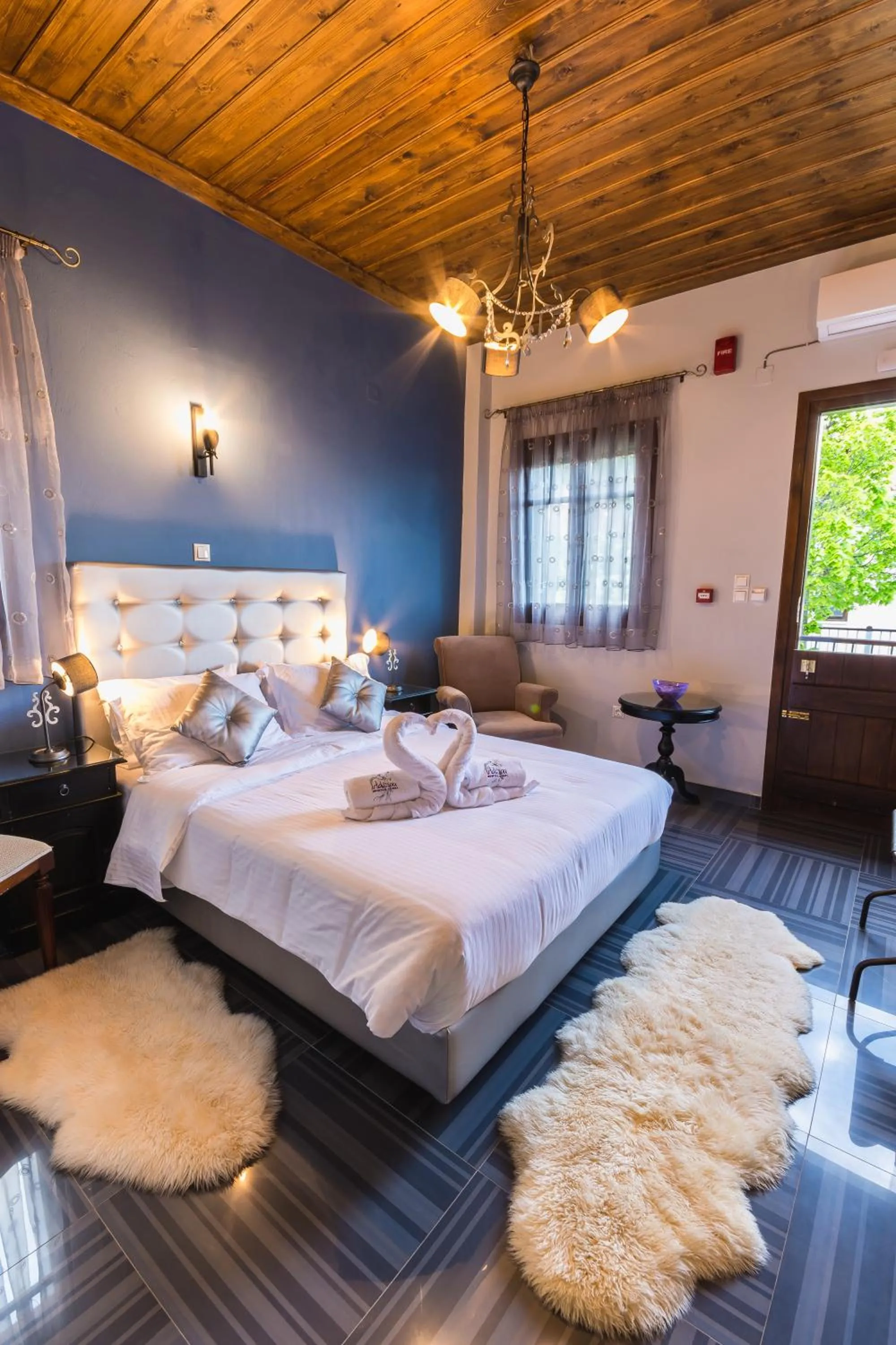 Photo of the whole room, Bed in Ilaeira Mountain Resort