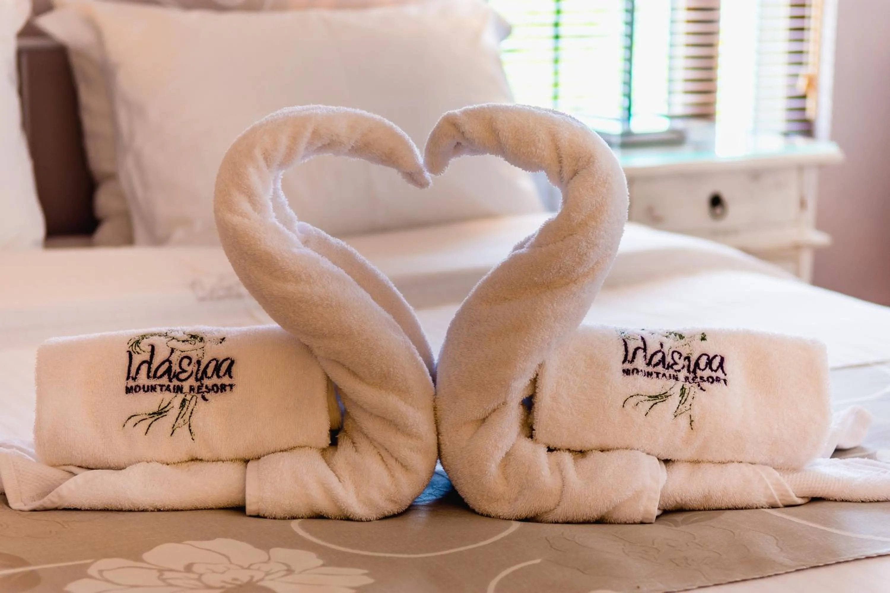 Decorative detail, Bed in Ilaeira Mountain Resort