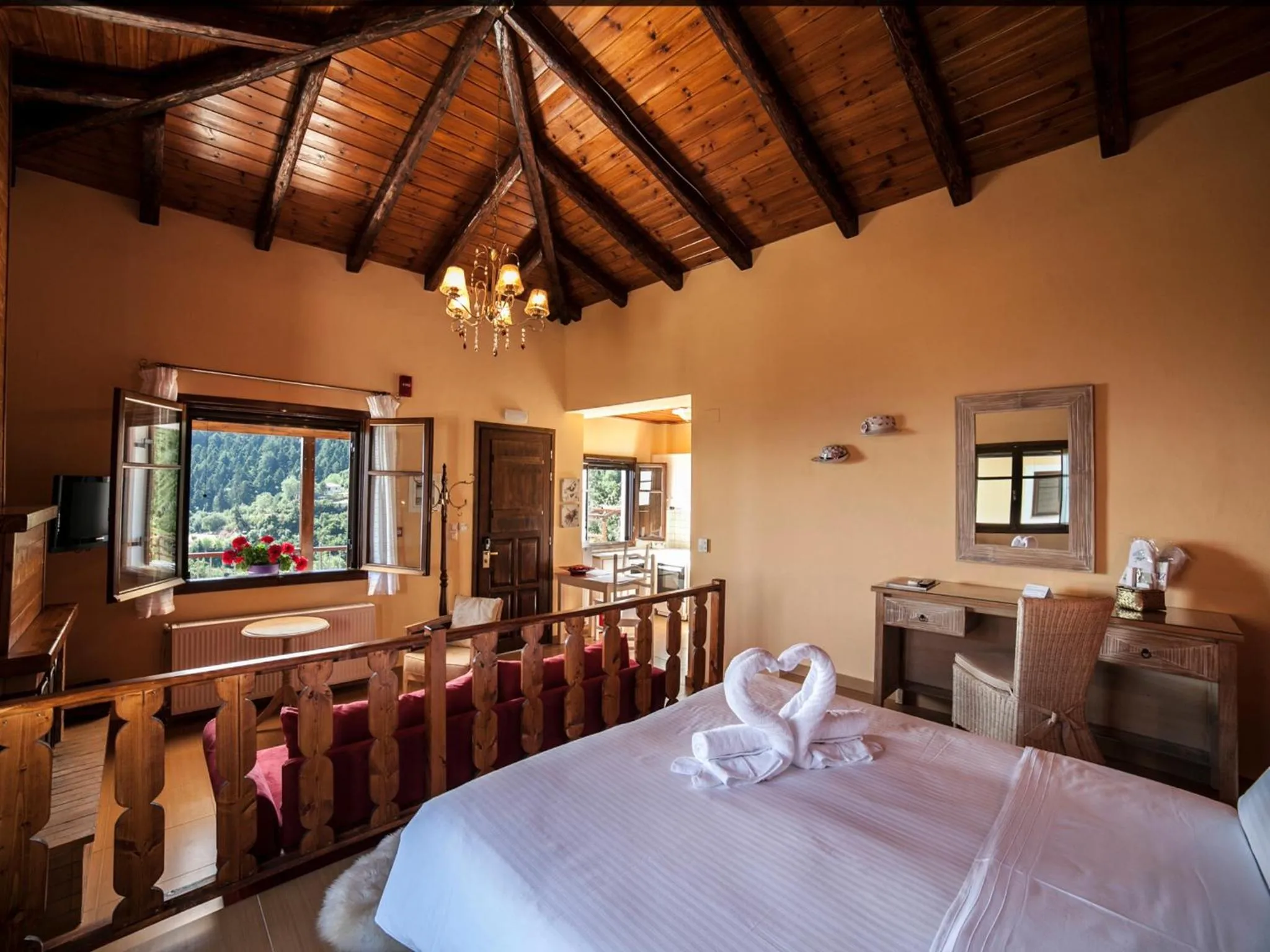 Kitchen or kitchenette, Bed in Ilaeira Mountain Resort