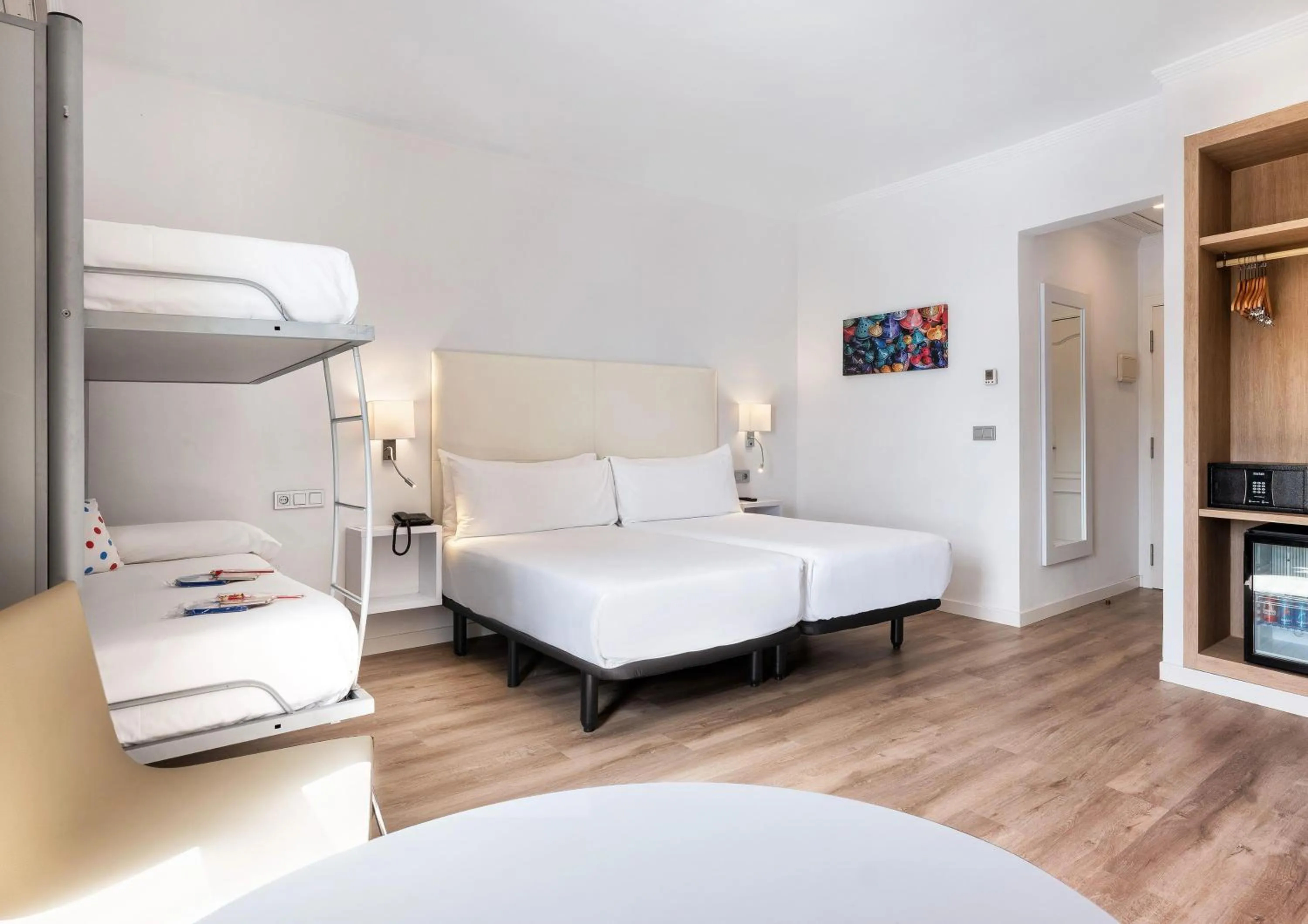 Bedroom, Bed in Hotel Melilla Puerto, Affiliated by Meliá