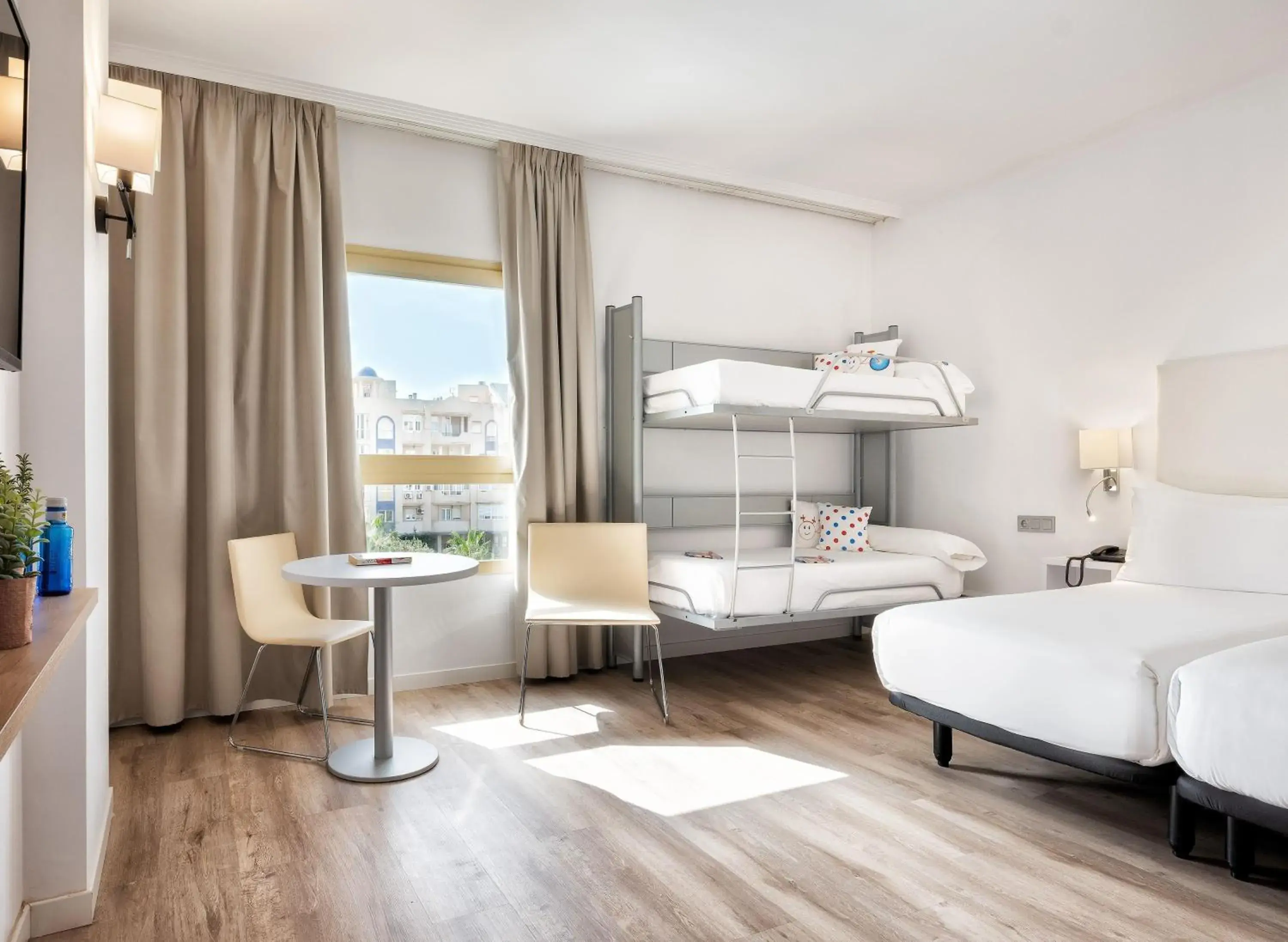 Connected Family Room in Hotel Melilla Puerto, Affiliated by Meliá Connected Family Room in Hotel Melilla Puerto, Affiliated by Meliá