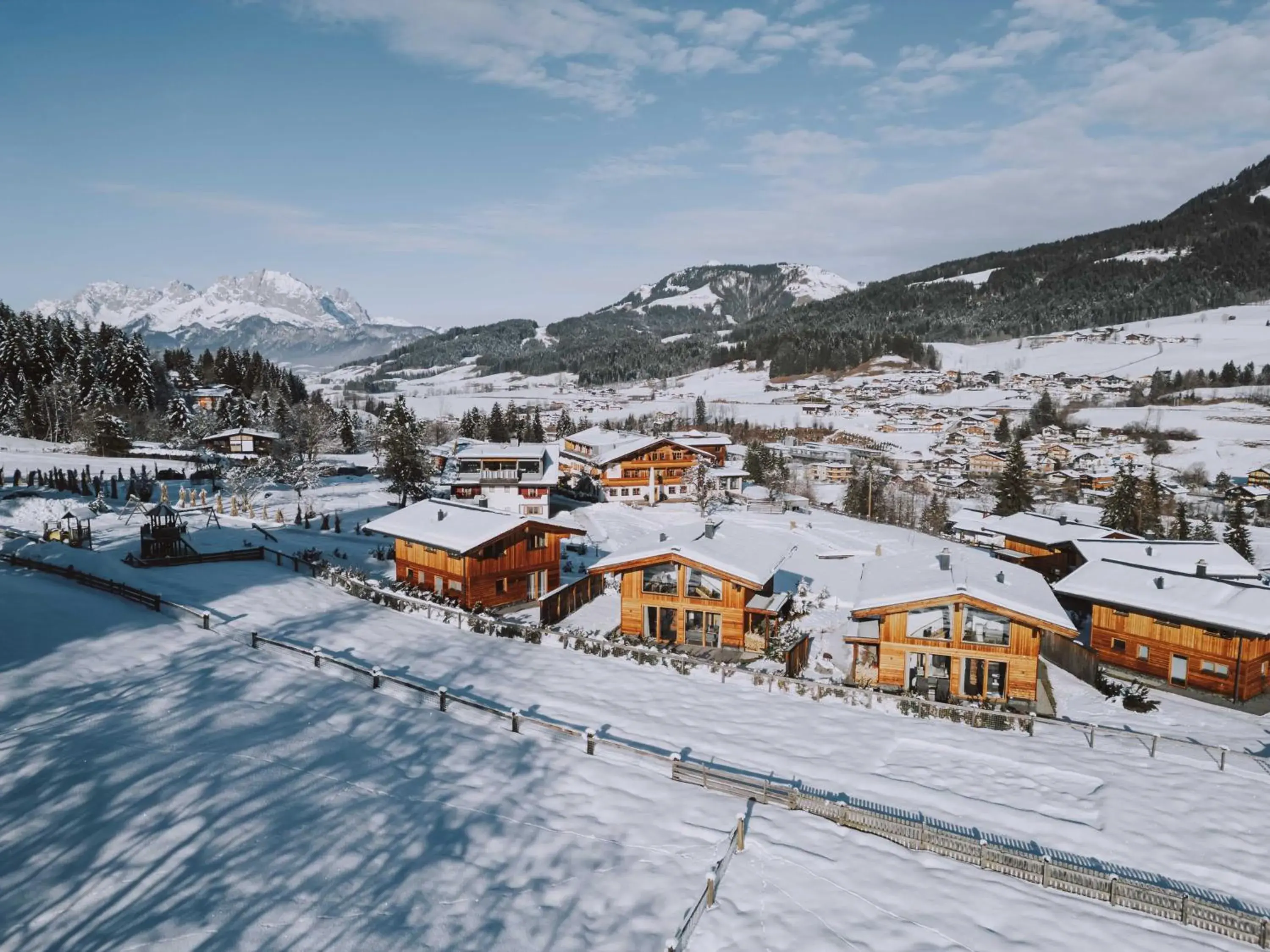 Three-Bedroom Chalet in Farm Hotel Chalet Grosslehen Three-Bedroom Chalet in Farm Hotel Chalet Grosslehen