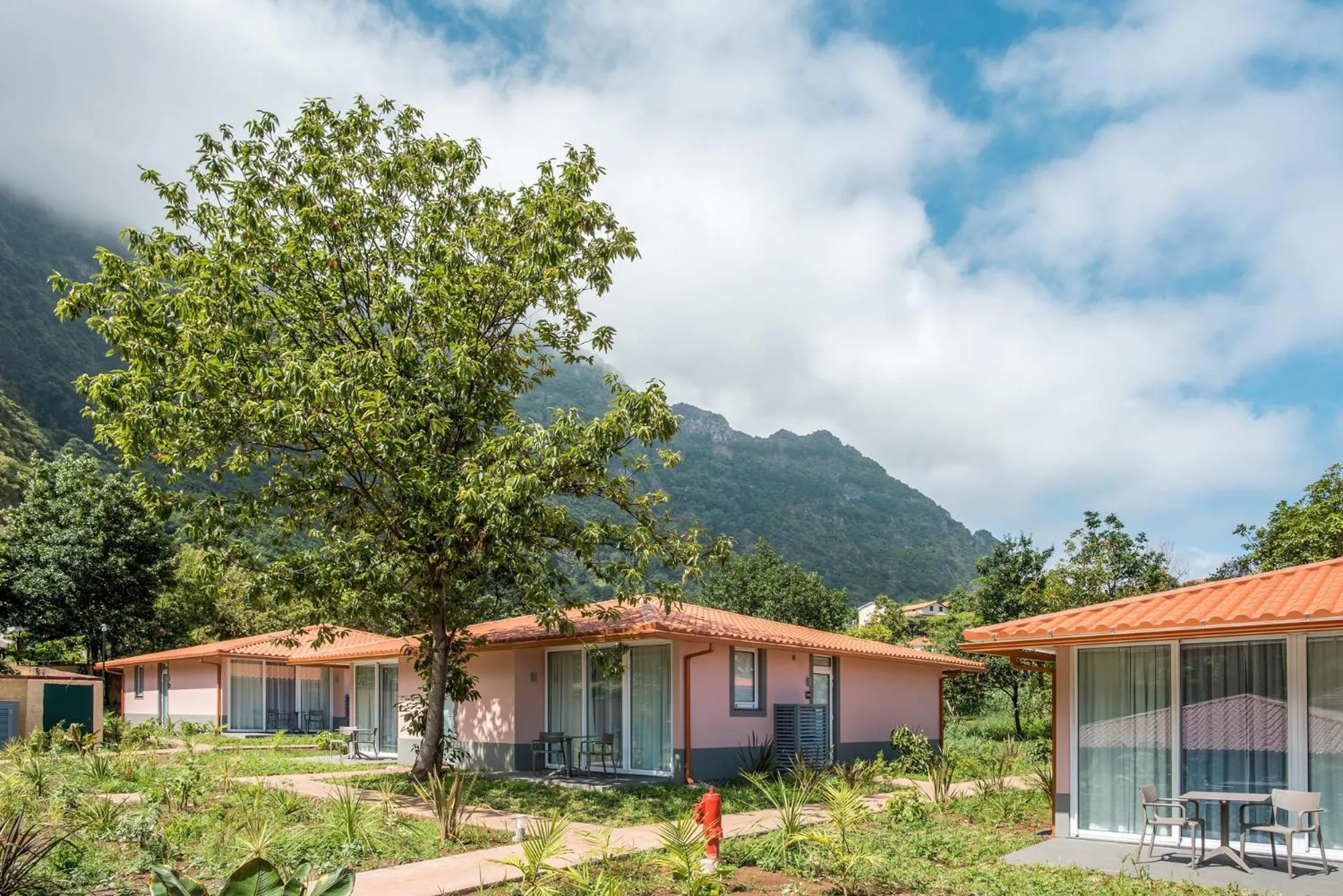 Garden in Pestana Quinta do Arco Nature & Rose Garden Hotel