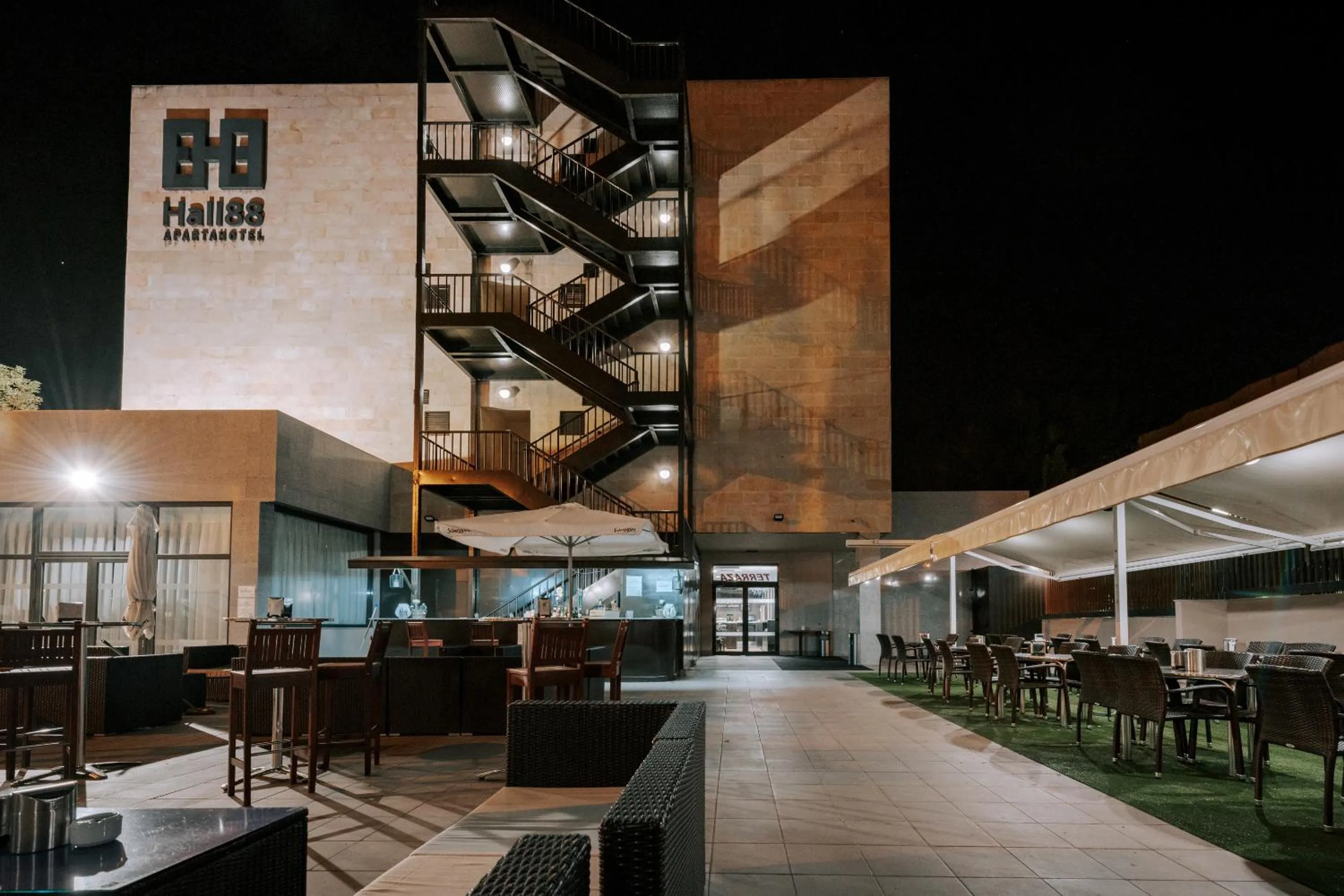 Balcony/Terrace in Zenit Aparthotel Hall 88