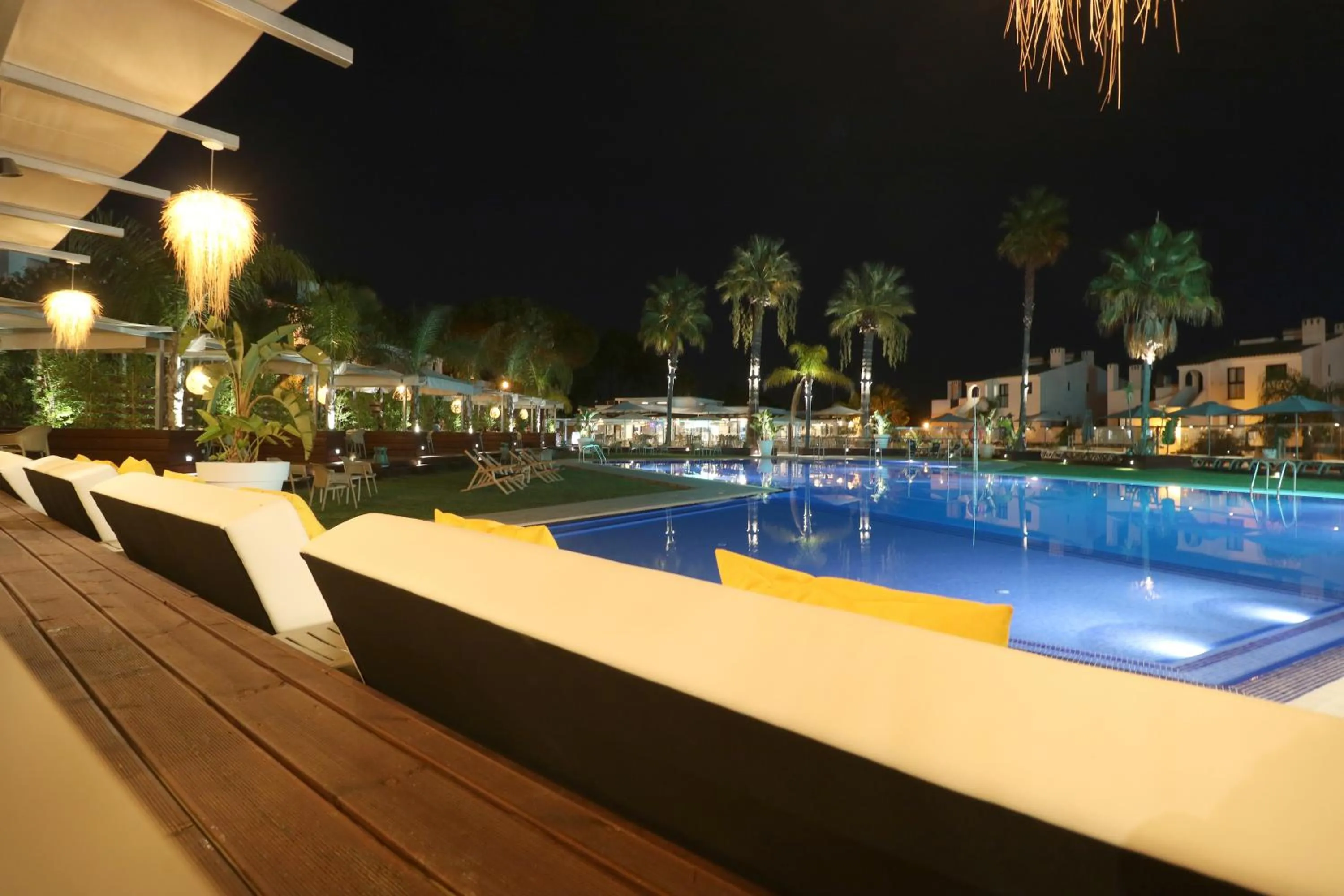 Swimming pool in Apartamentos Honorio - Pool and Garden