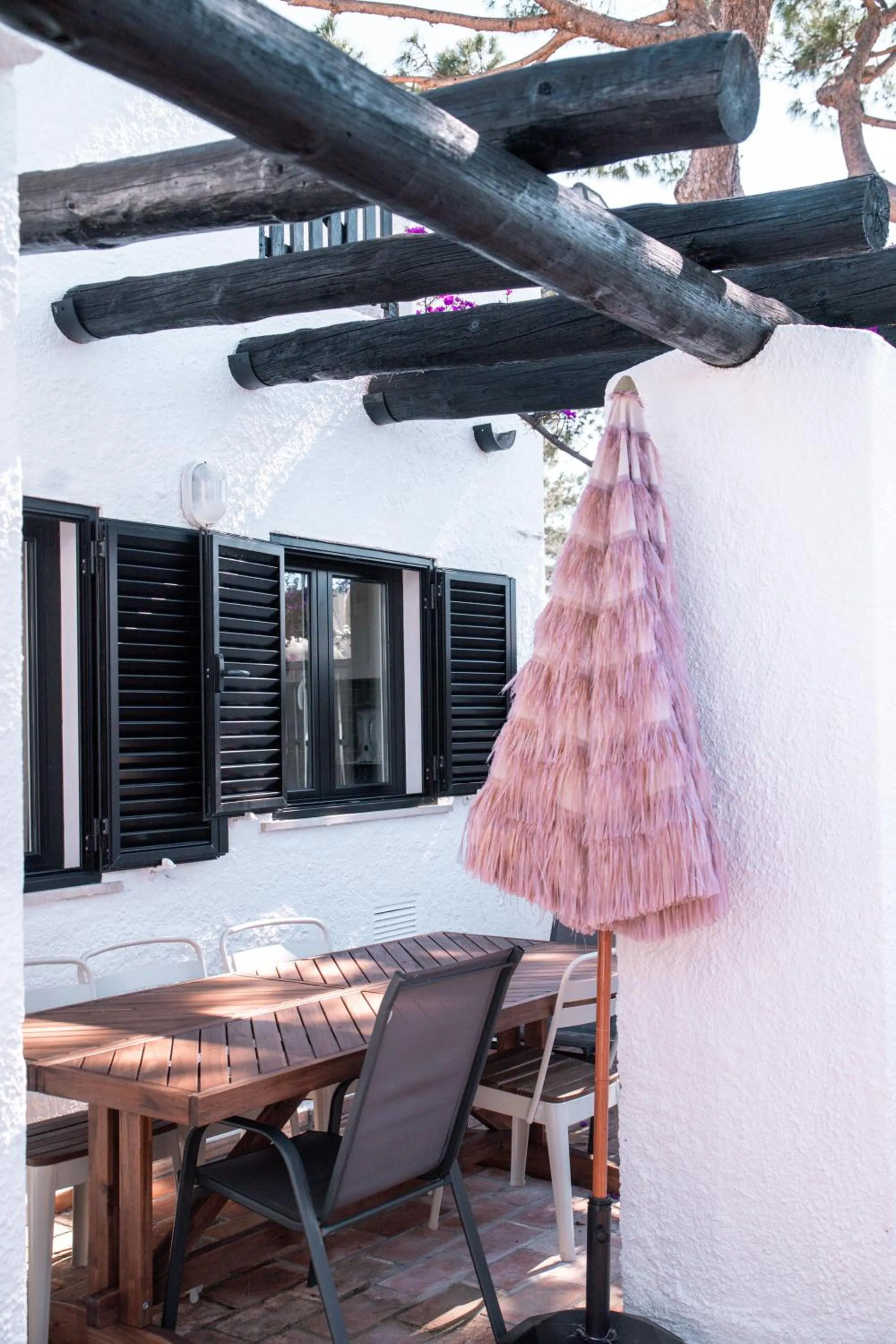 Patio in Apartamentos Honorio - Pool and Garden