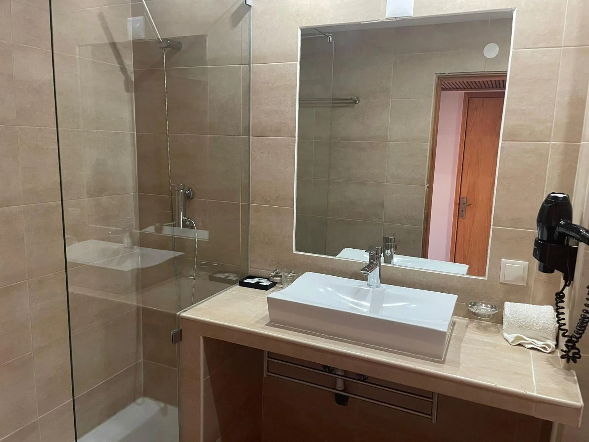 Bathroom in Apartamentos Honorio - Pool and Garden