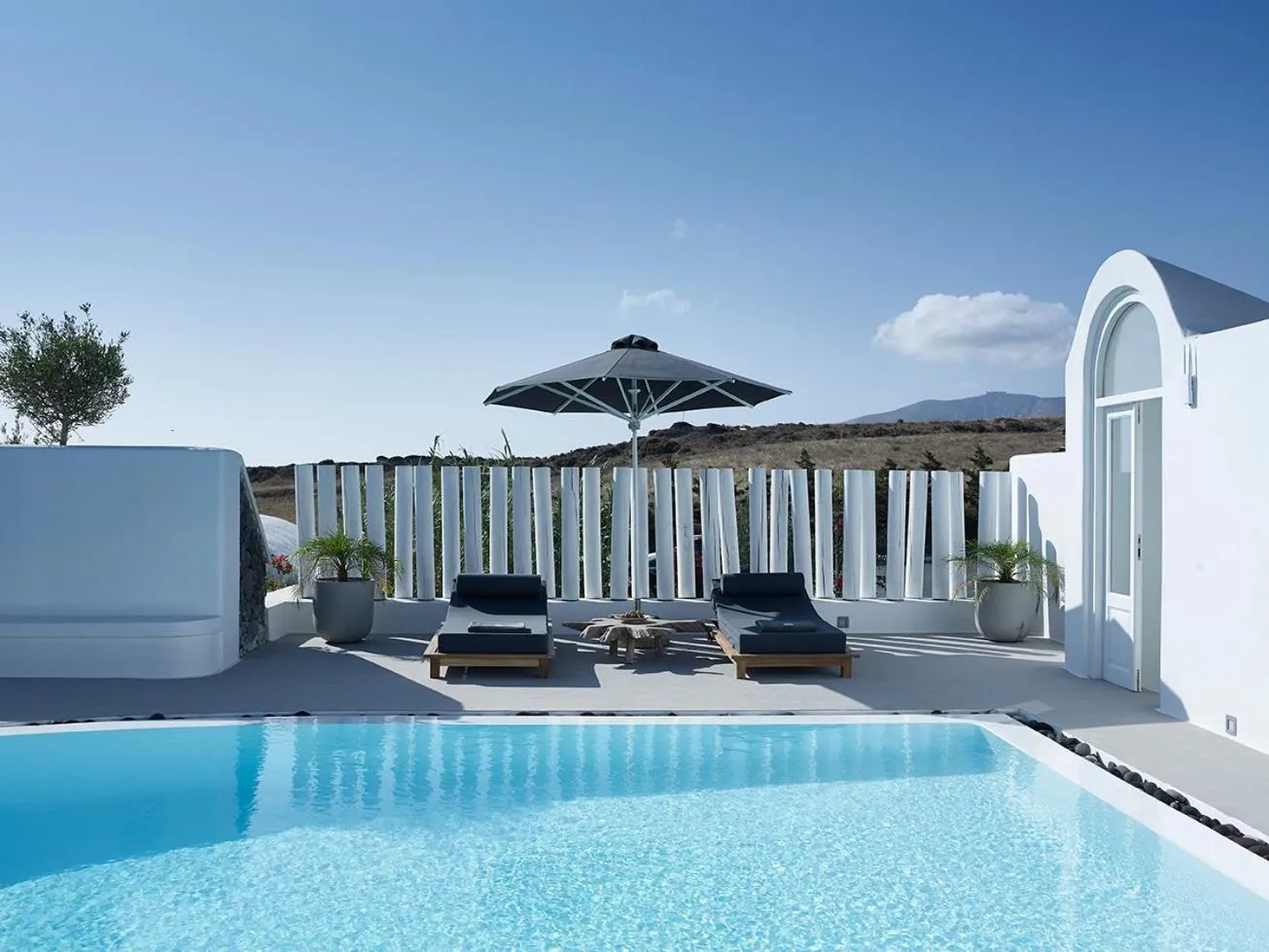 Swimming pool in Amor Hideaway Villas