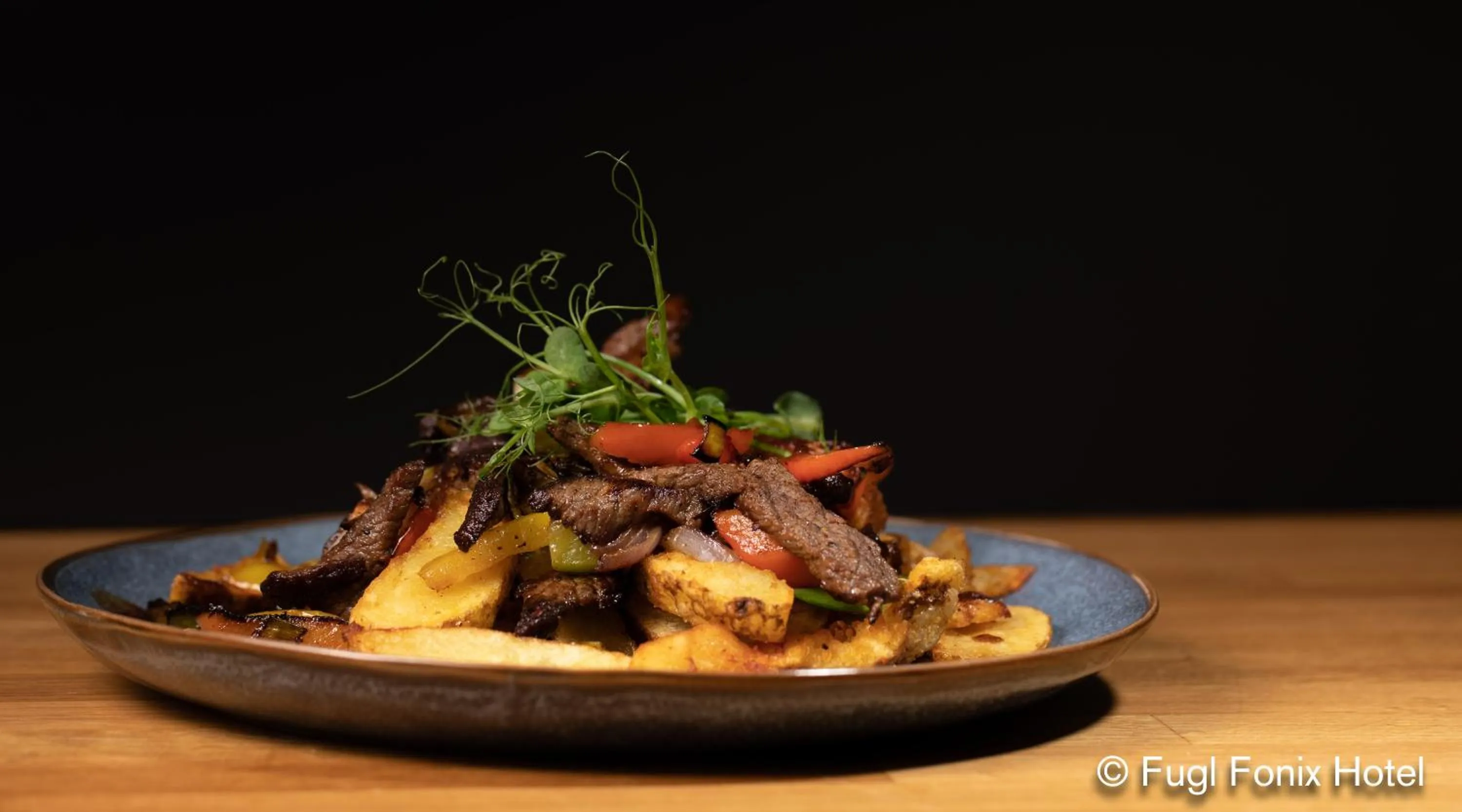 Restaurant/places to eat in Fugl Fønix Hotel