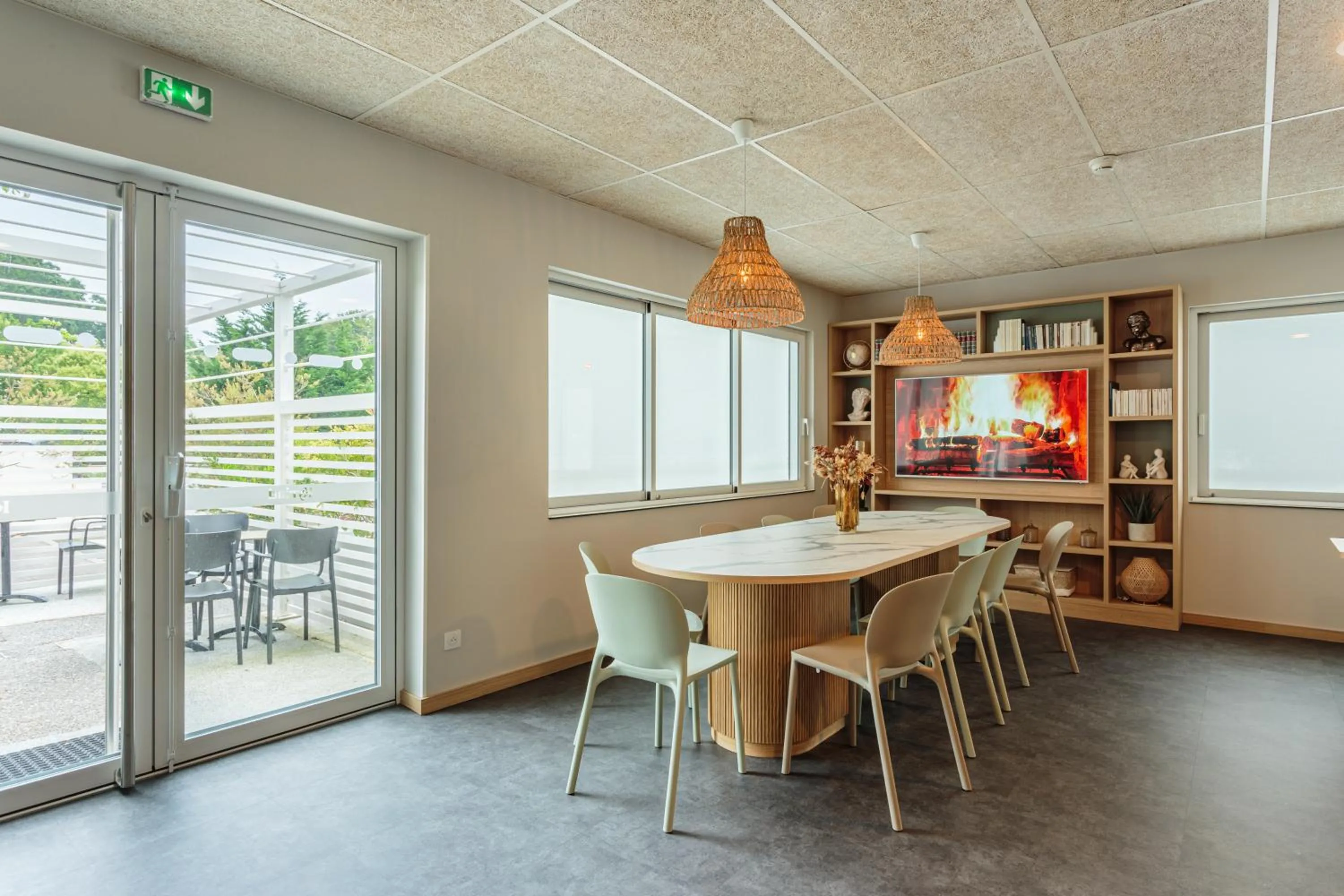 Patio in Kyriad Anglet - Biarritz