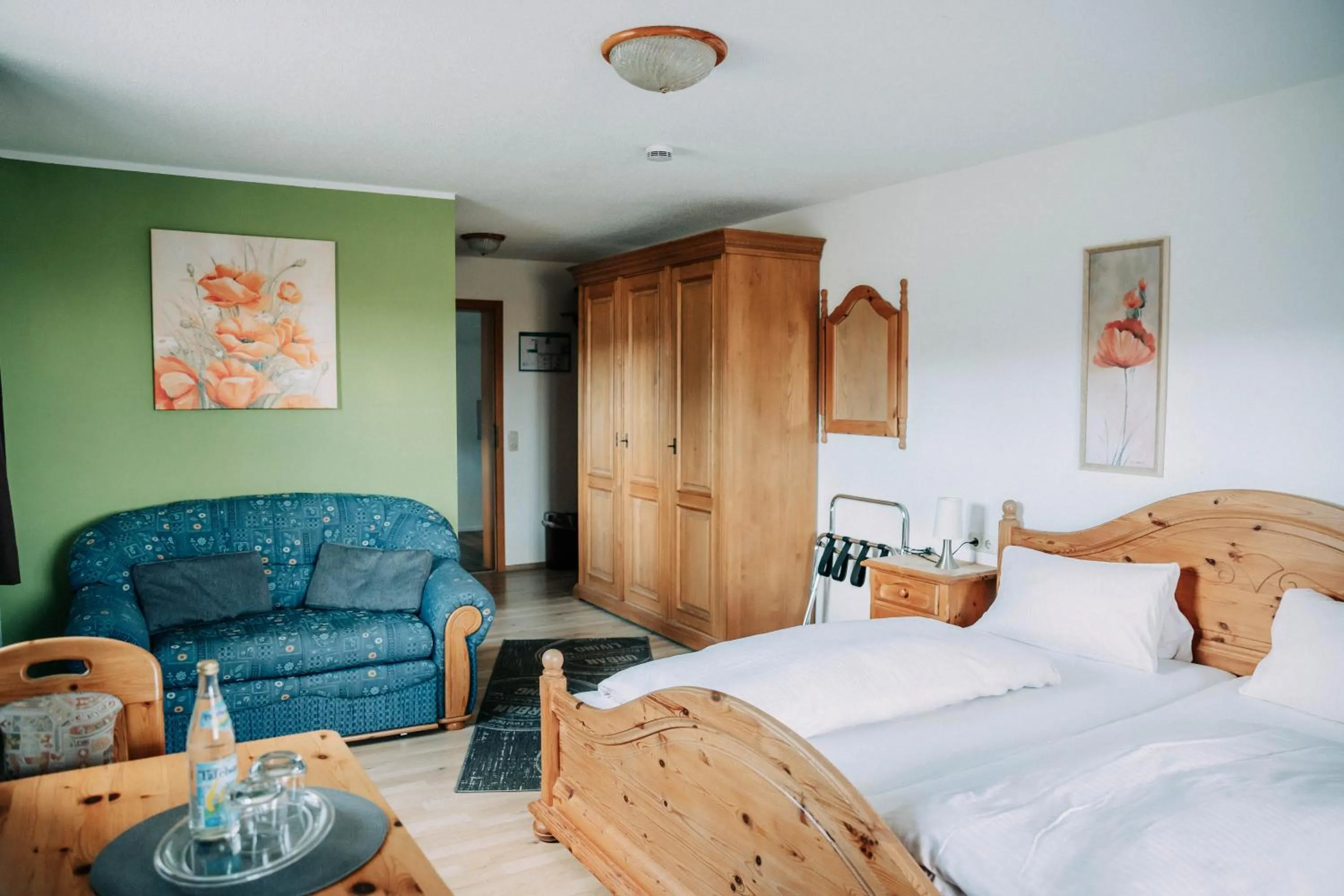 Photo of the whole room, Bed in Waldpension Jägerstüberl