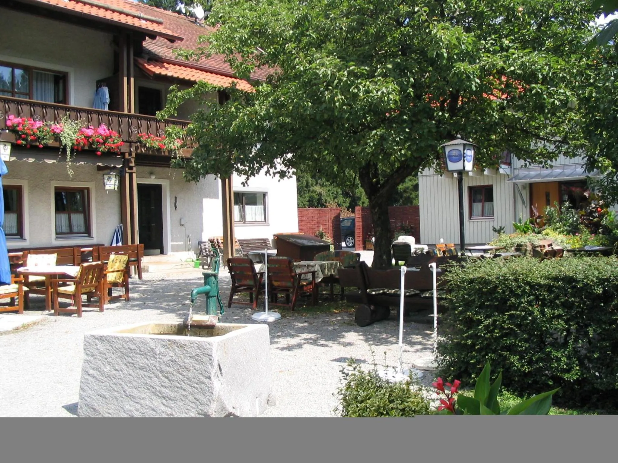 Garden view in Waldpension Jägerstüberl